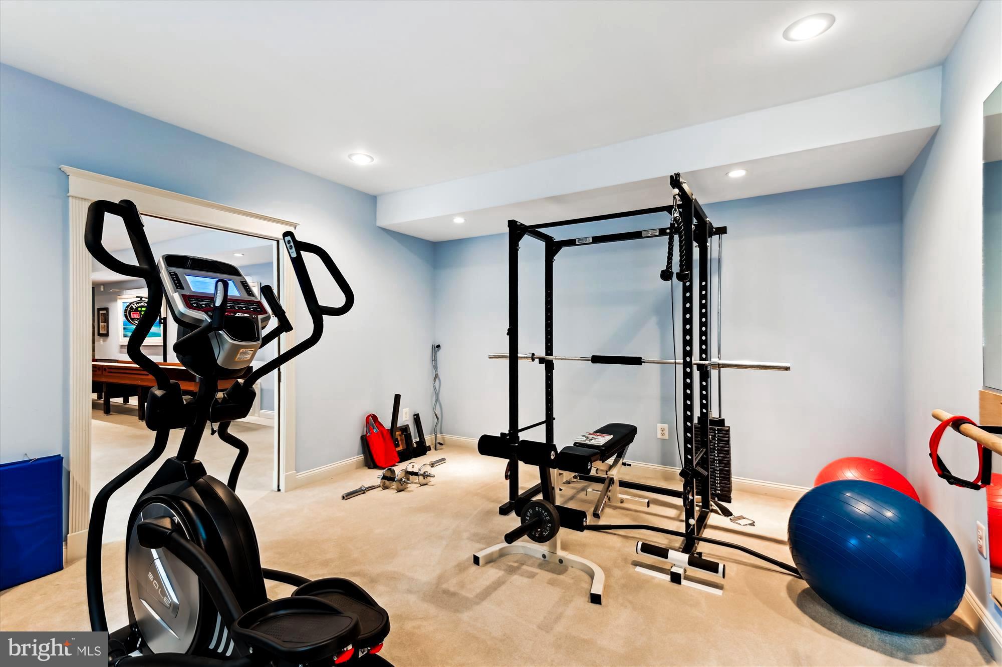 BLAKELY WOODS - Residential