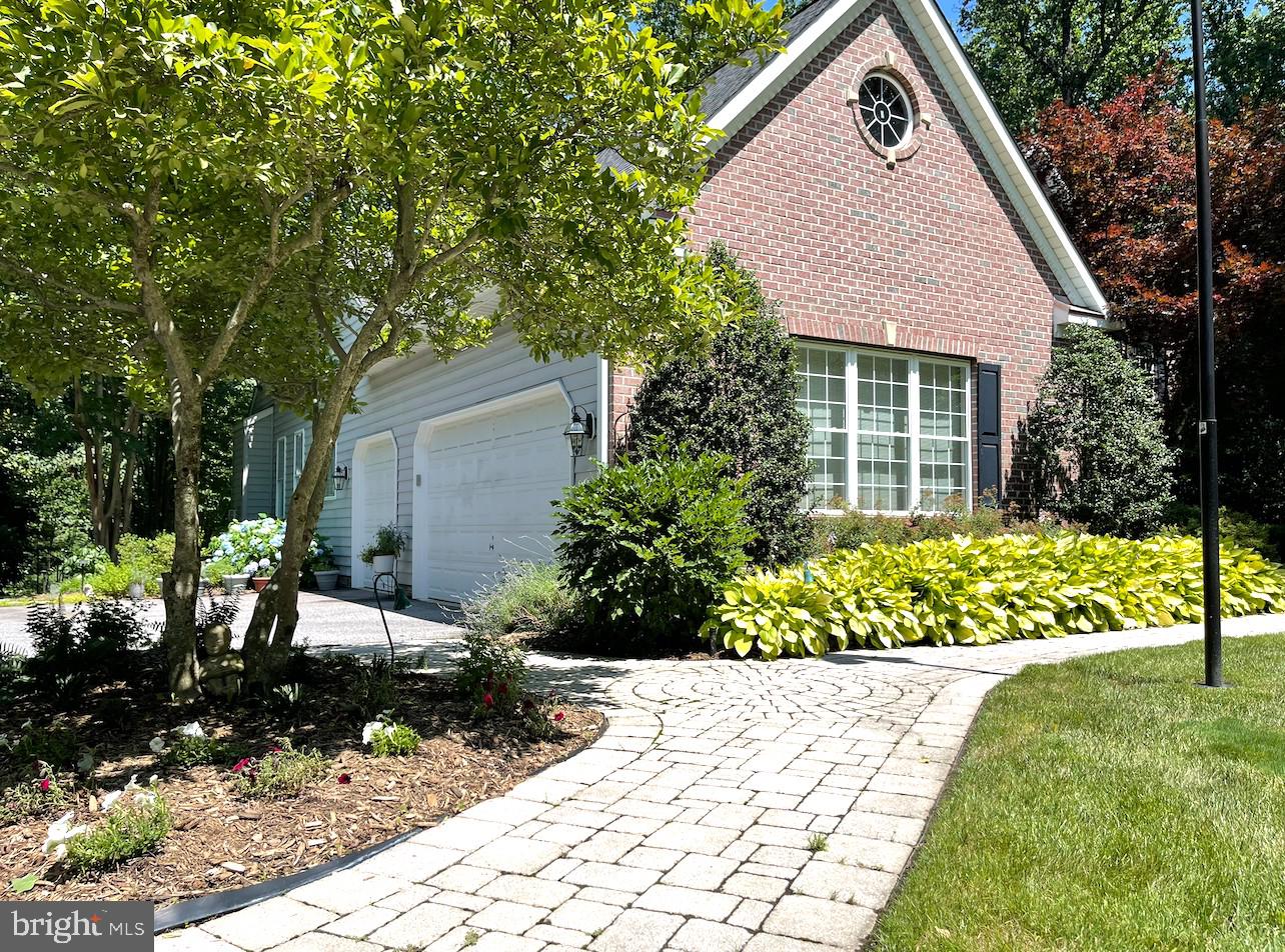 BLAKELY WOODS - Residential