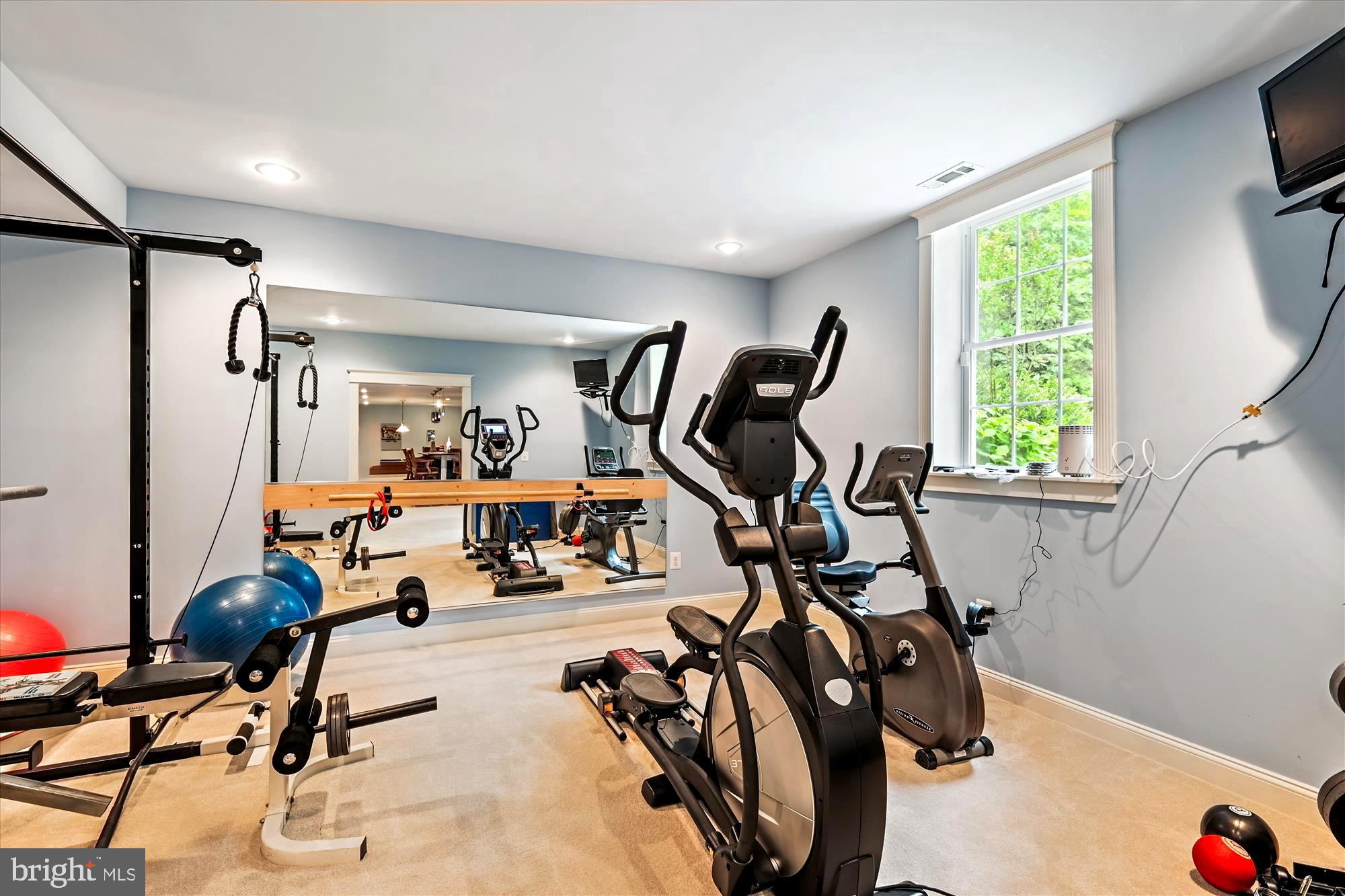 BLAKELY WOODS - Residential