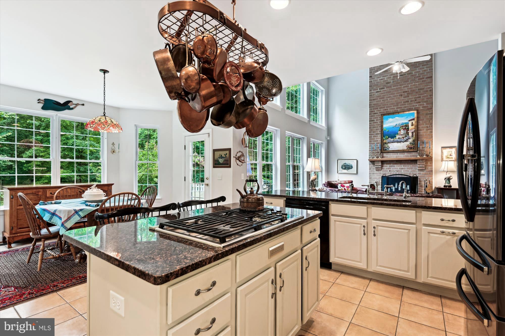 BLAKELY WOODS - Residential