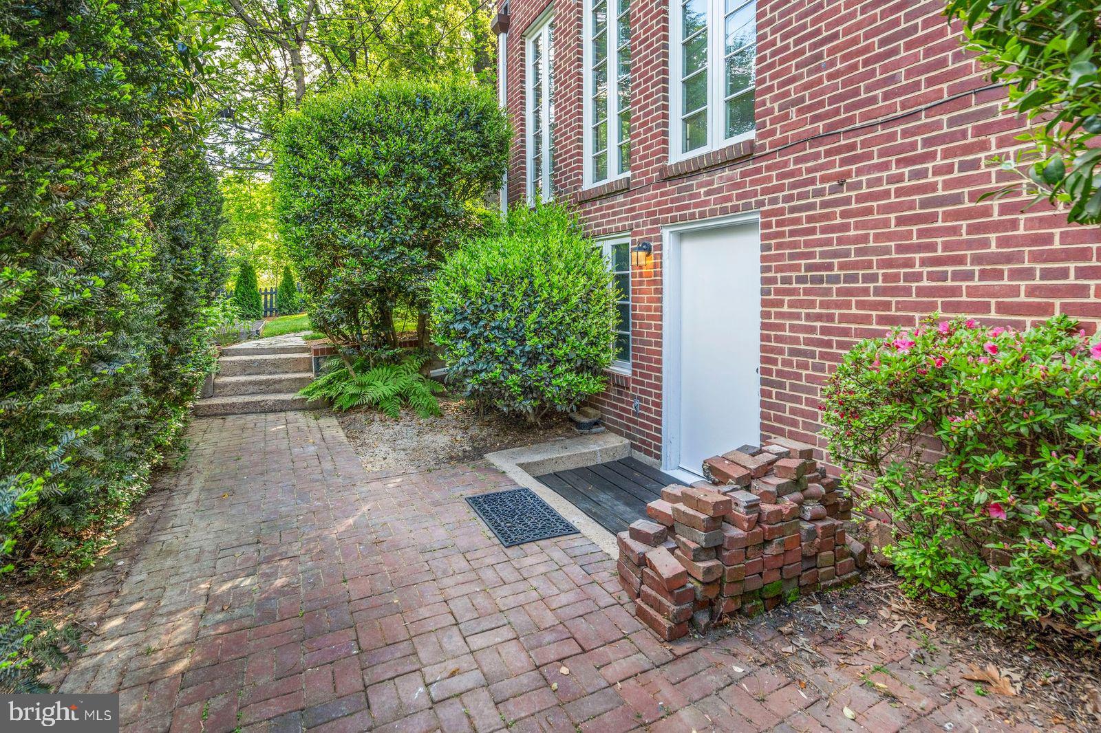 TARA - Residential Lease