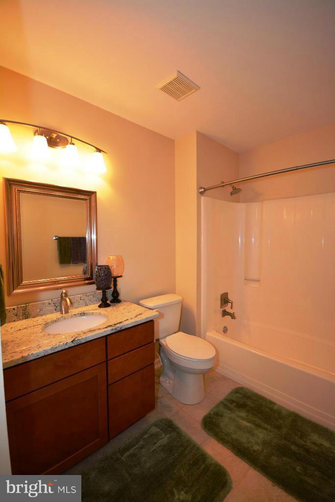 APPLE RIDGE - Residential