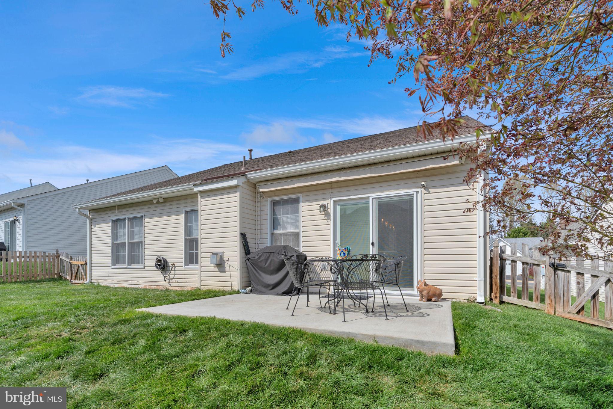 SALEM FIELDS - Residential