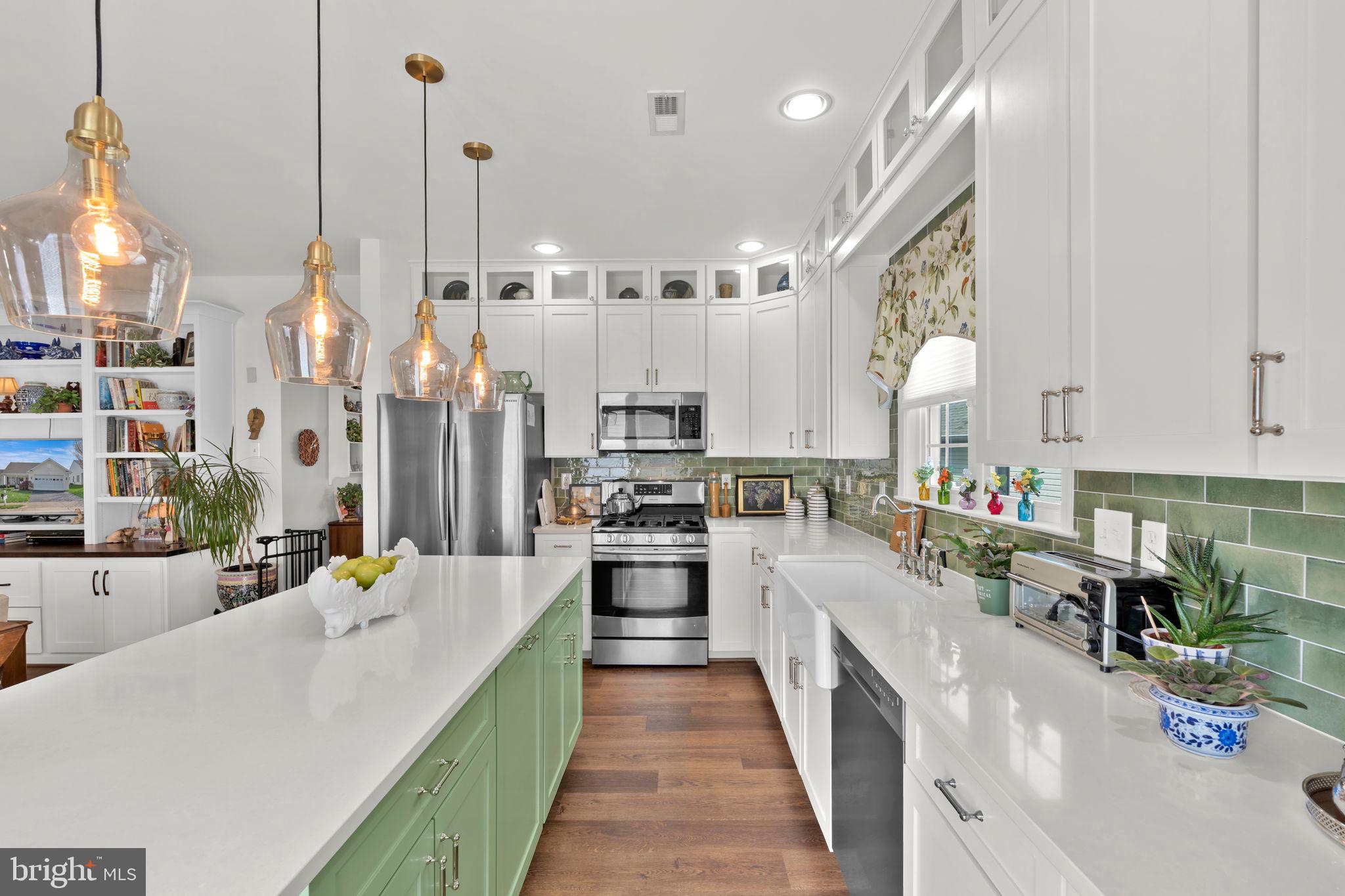 SALEM FIELDS - Residential