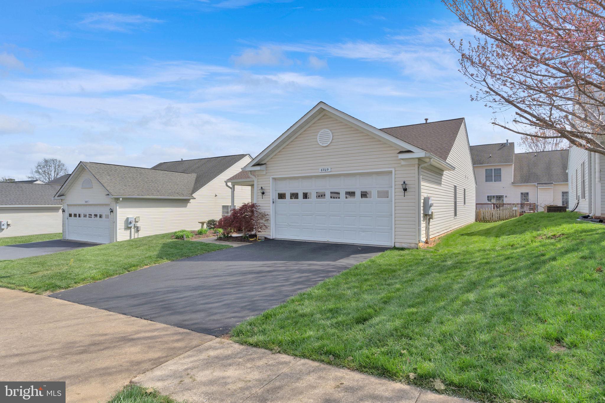 SALEM FIELDS - Residential