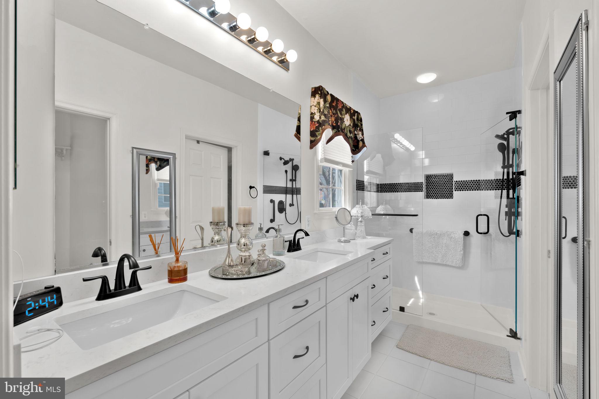 SALEM FIELDS - Residential