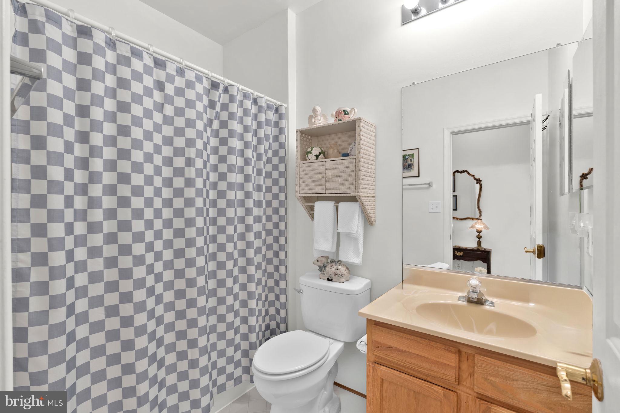 SALEM FIELDS - Residential