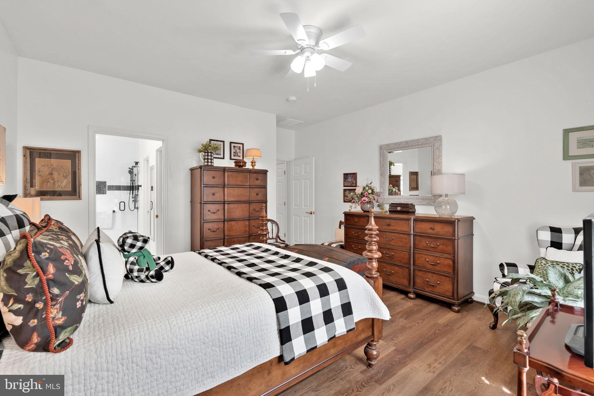 SALEM FIELDS - Residential