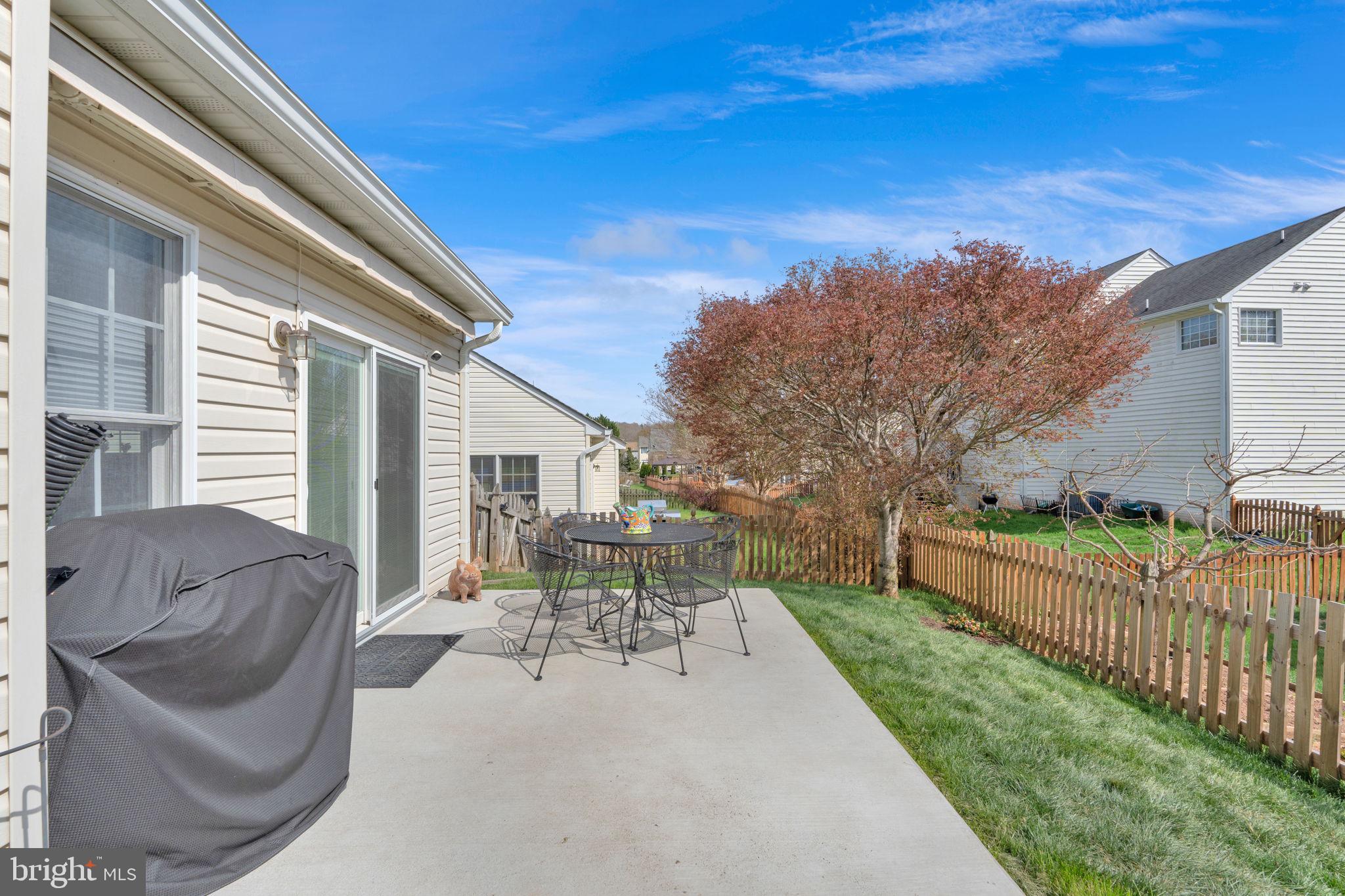 SALEM FIELDS - Residential