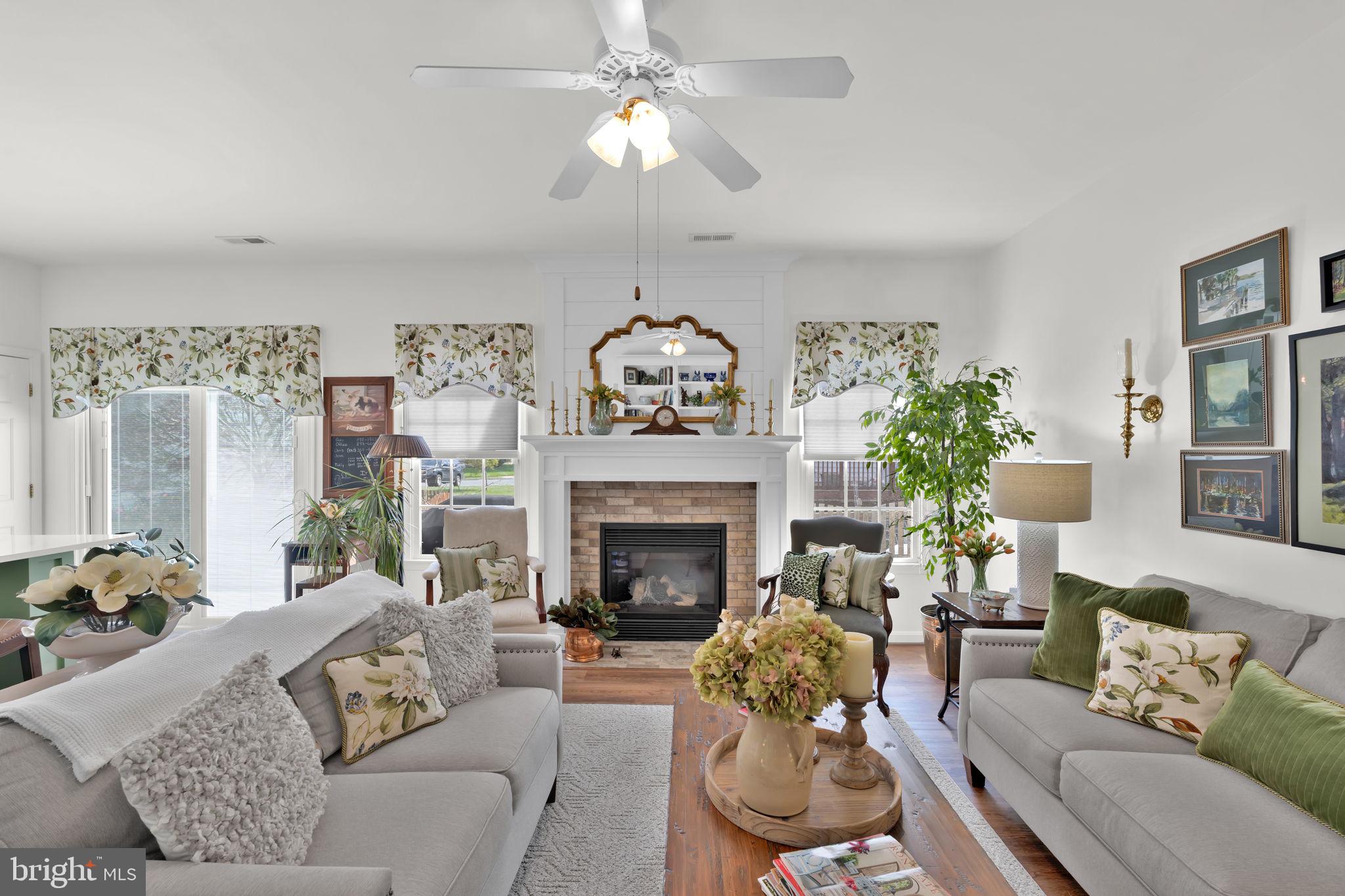 SALEM FIELDS - Residential