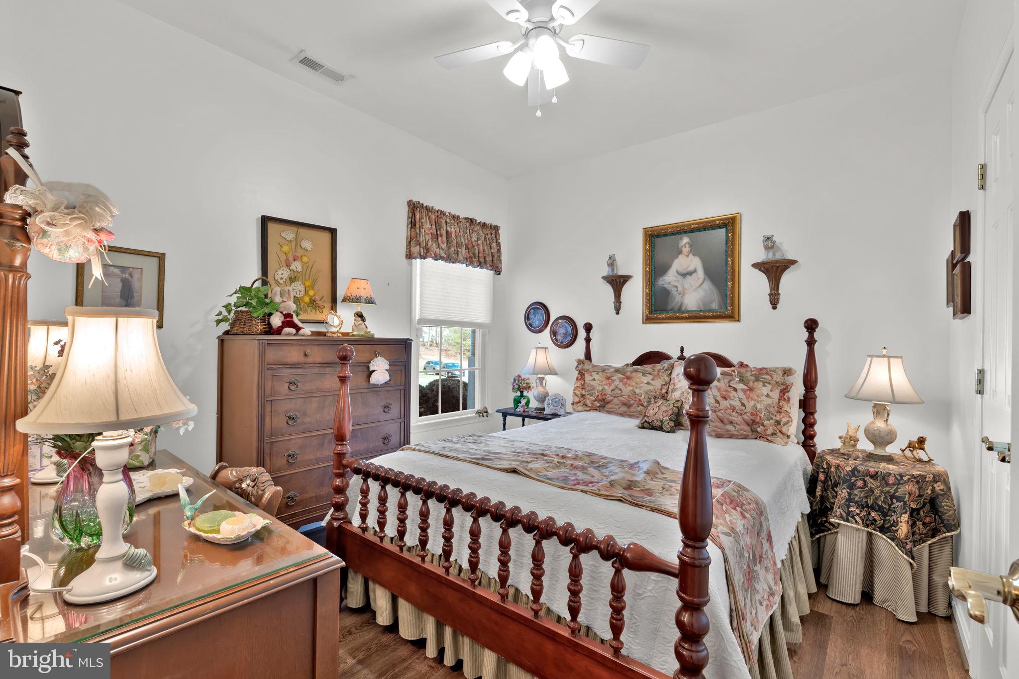 SALEM FIELDS - Residential