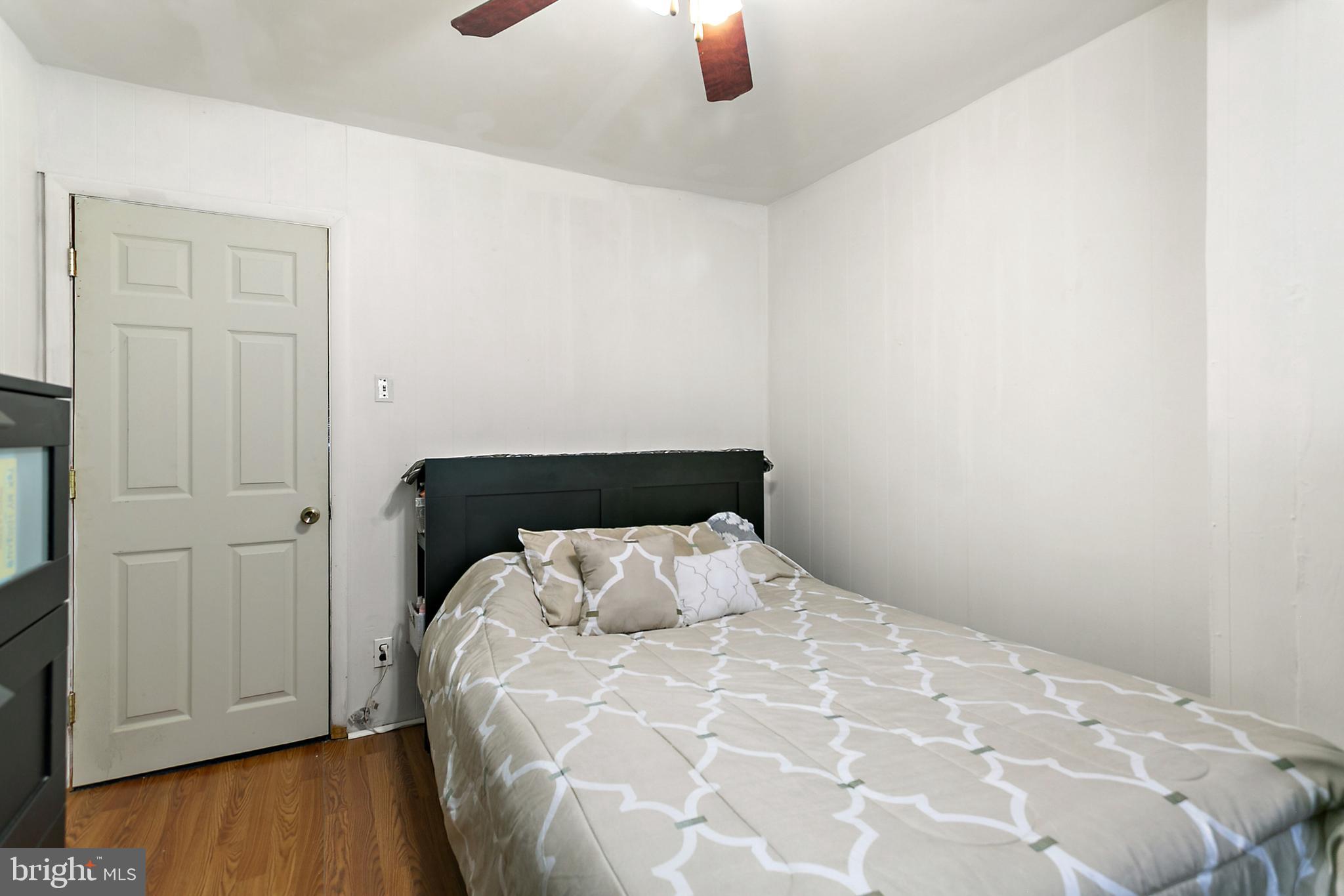 LOWER MOYAMENSING - Residential