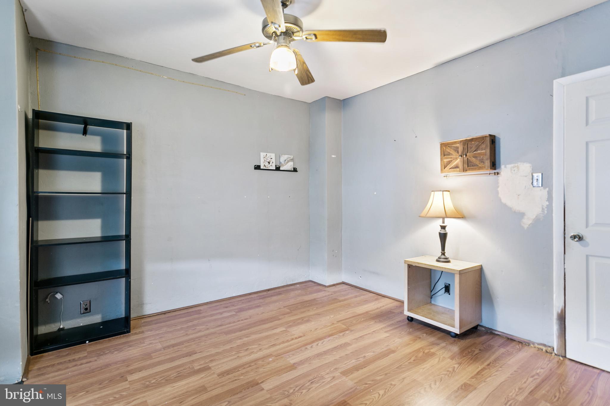 LOWER MOYAMENSING - Residential