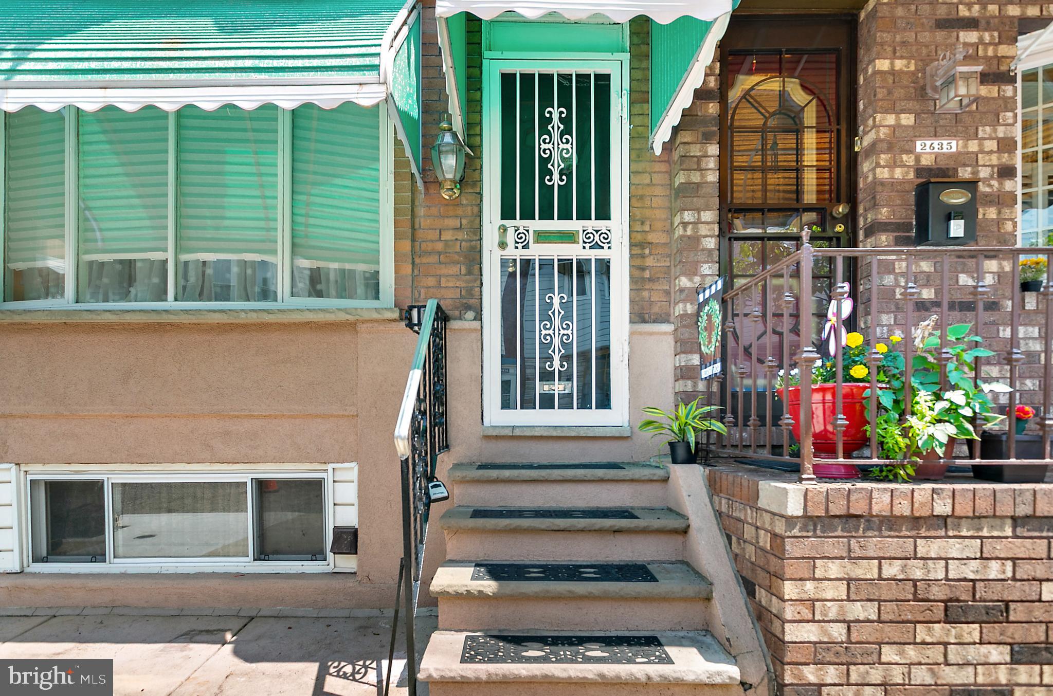 LOWER MOYAMENSING - Residential