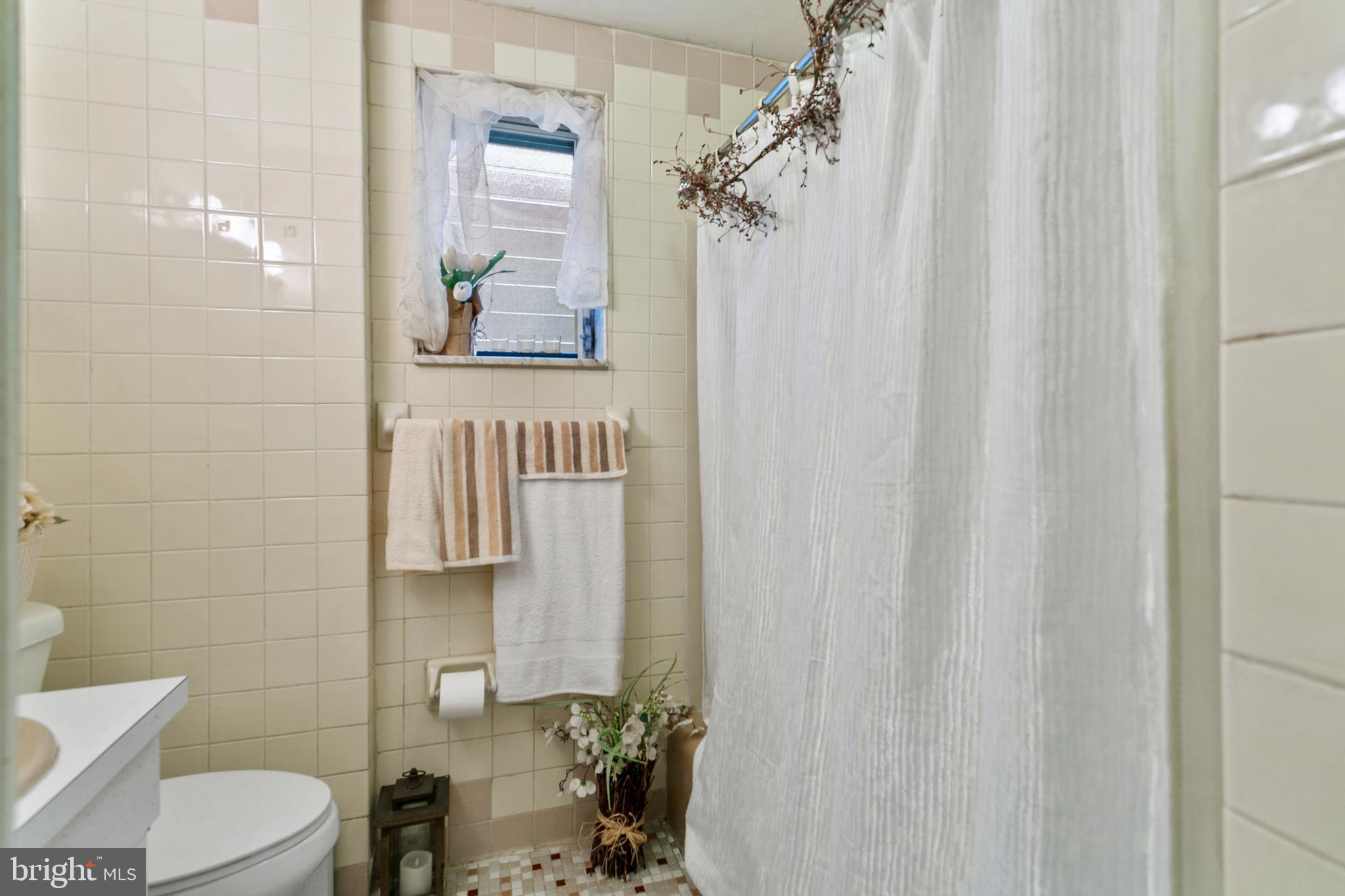 LOWER MOYAMENSING - Residential