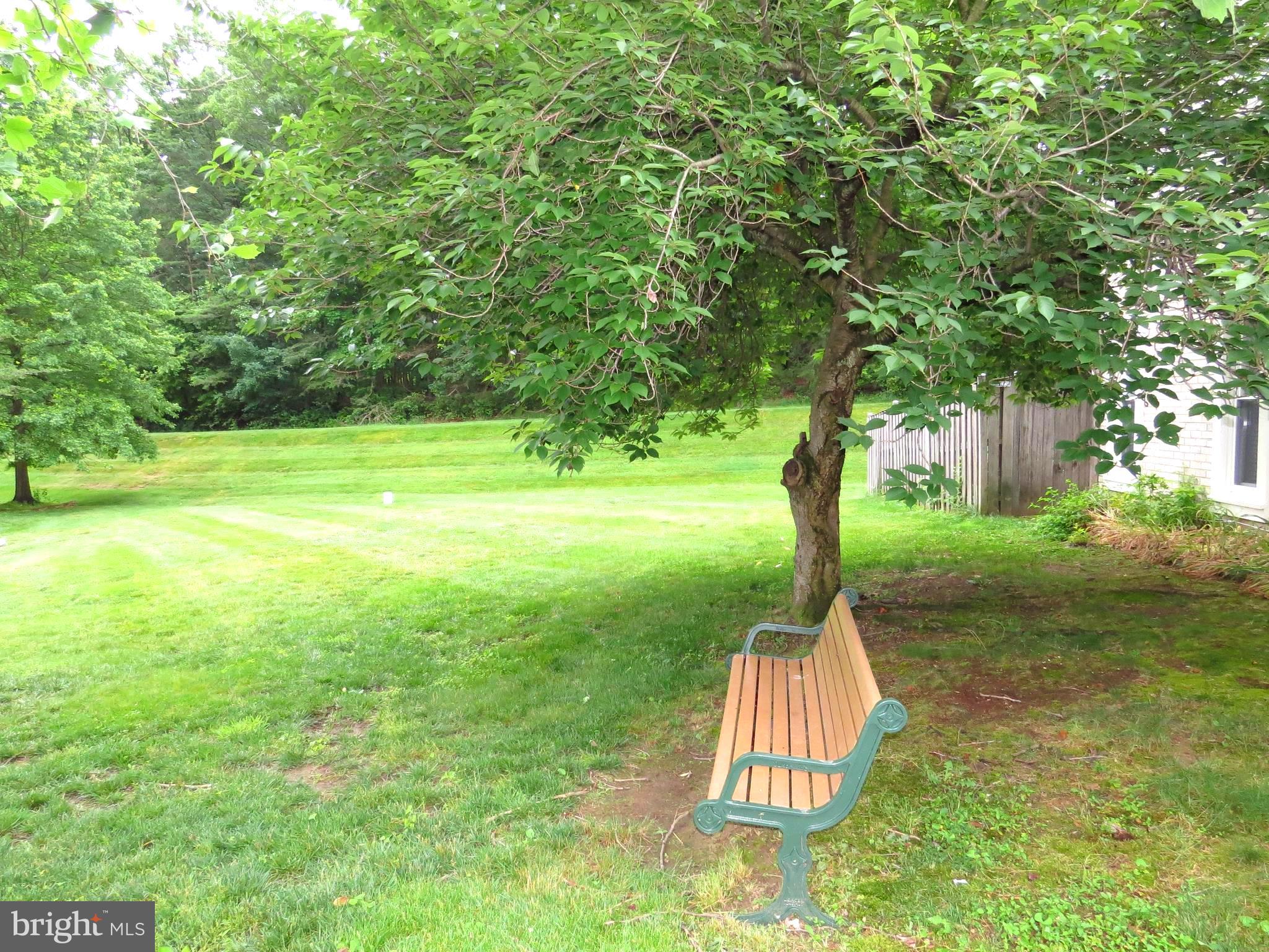 GLEN ORA PLAT FOUR - Residential