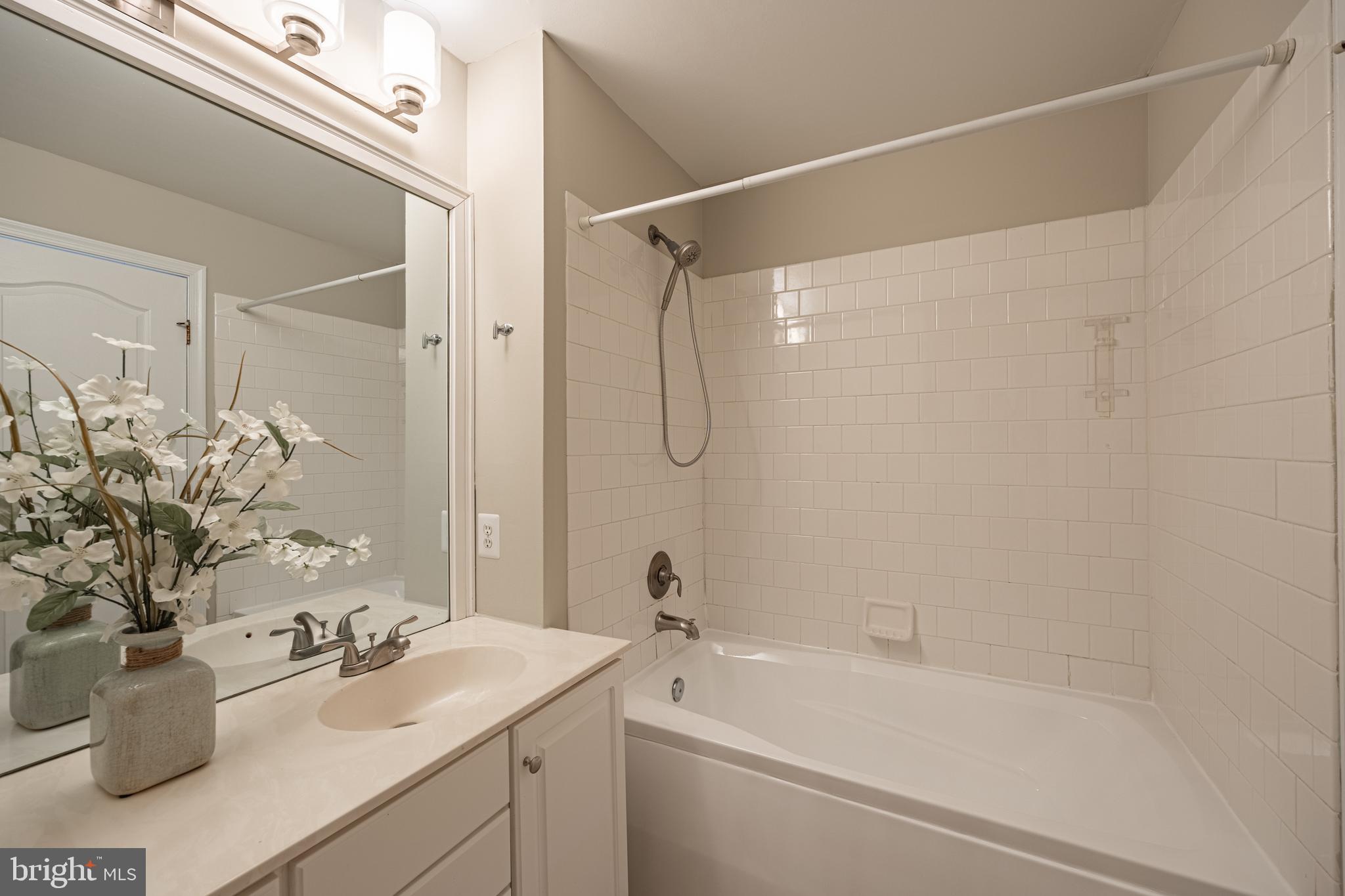 KINGSGATE - Residential