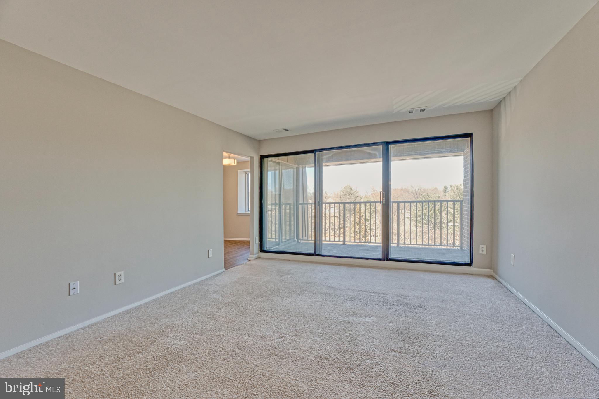 TREEBROOKE CONDOMINIUM - Residential