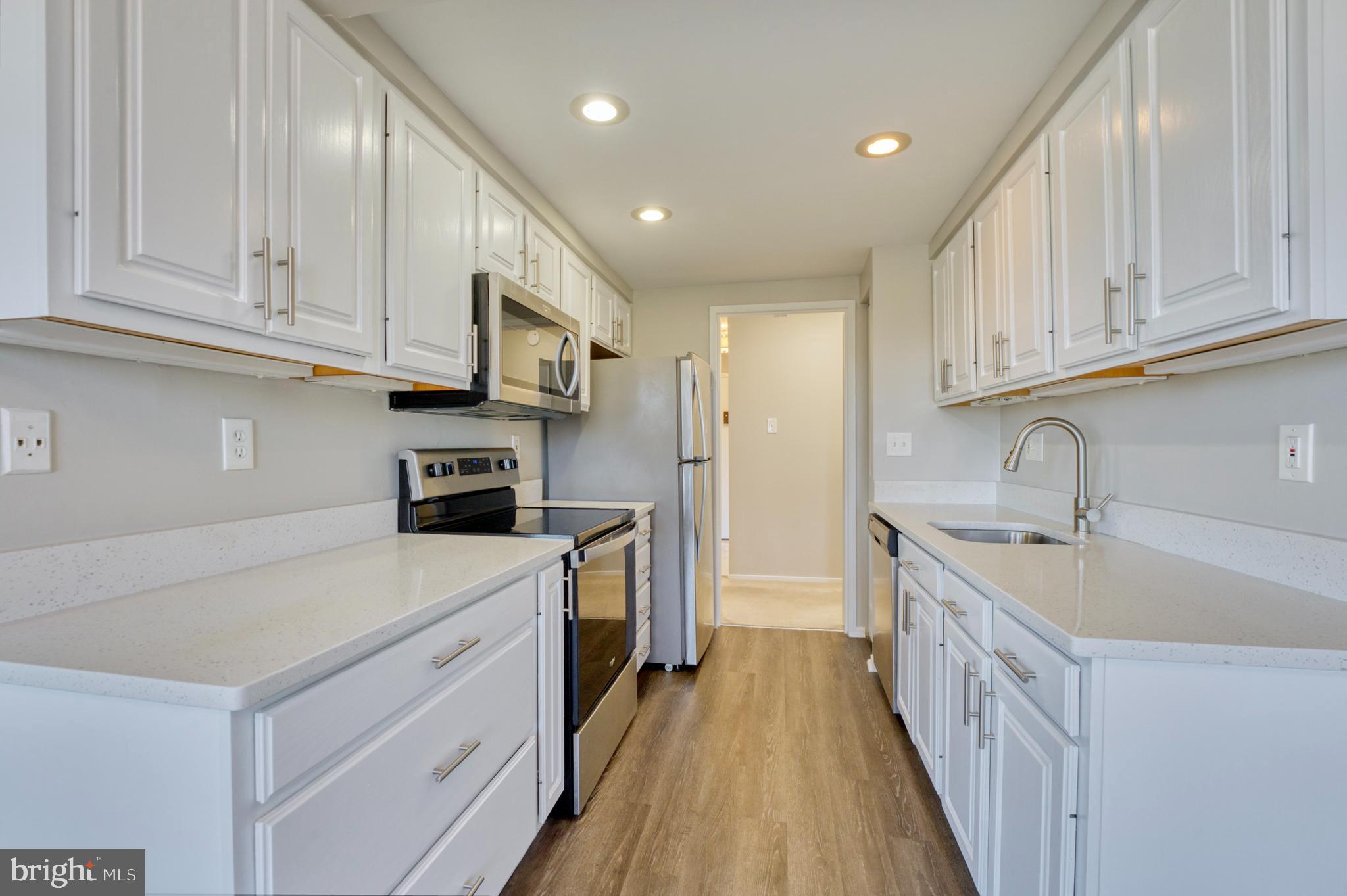 TREEBROOKE CONDOMINIUM - Residential