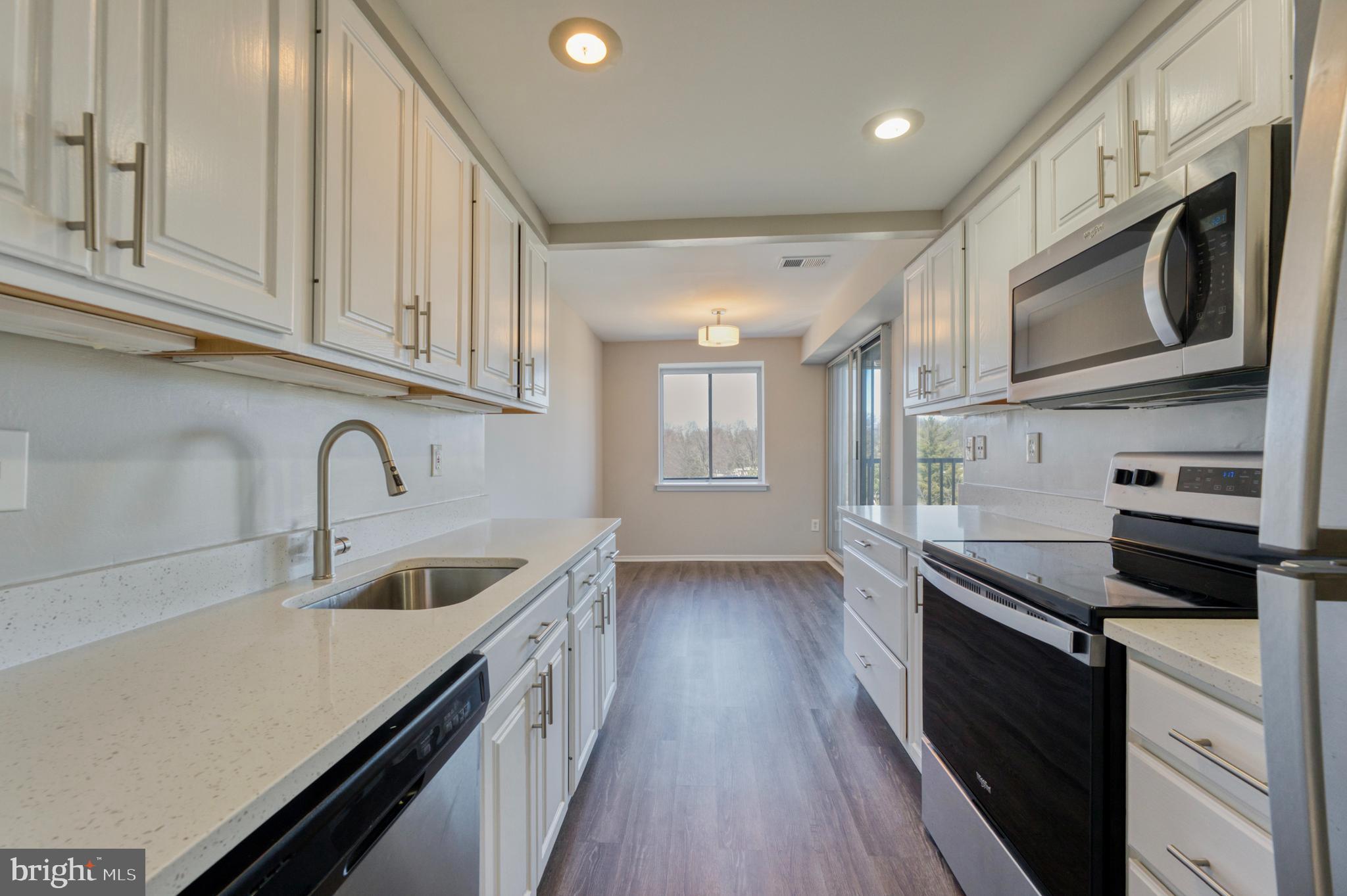 TREEBROOKE CONDOMINIUM - Residential