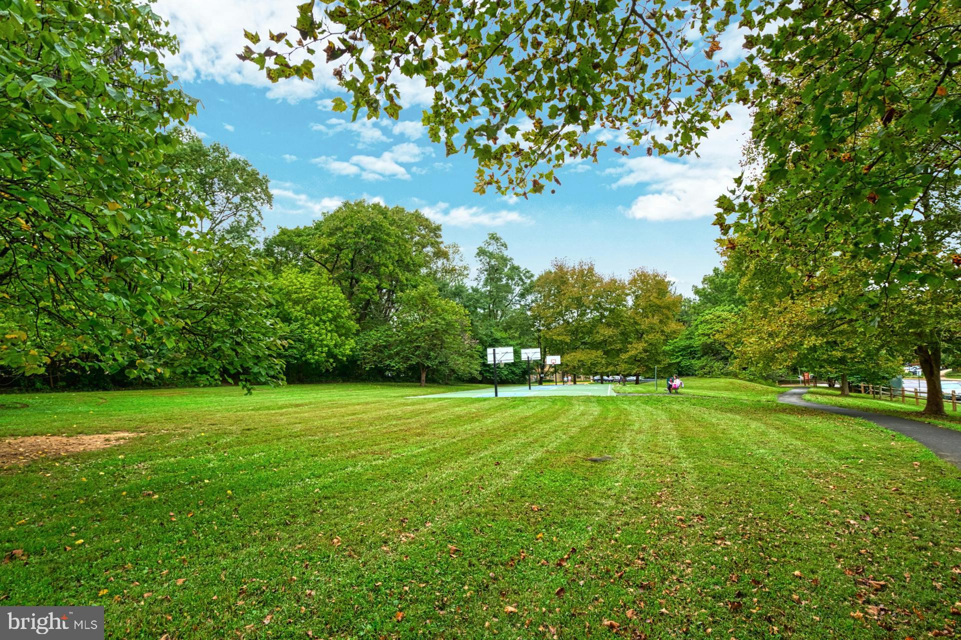 TREEBROOKE CONDOMINIUM - Residential