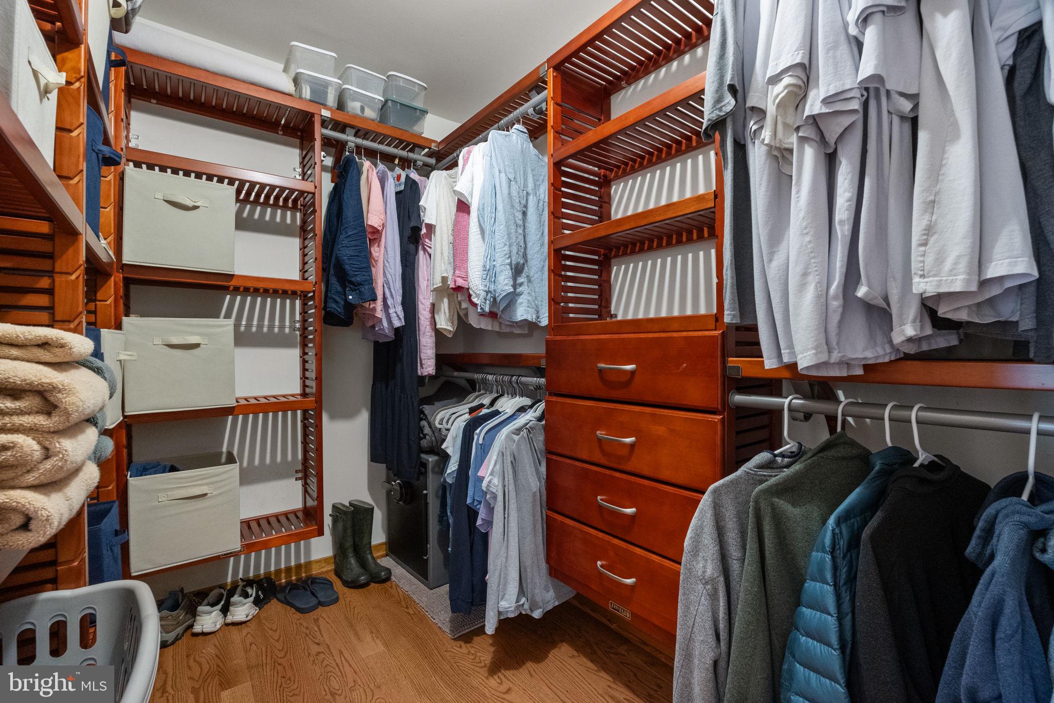 EAGLES MERE - Residential