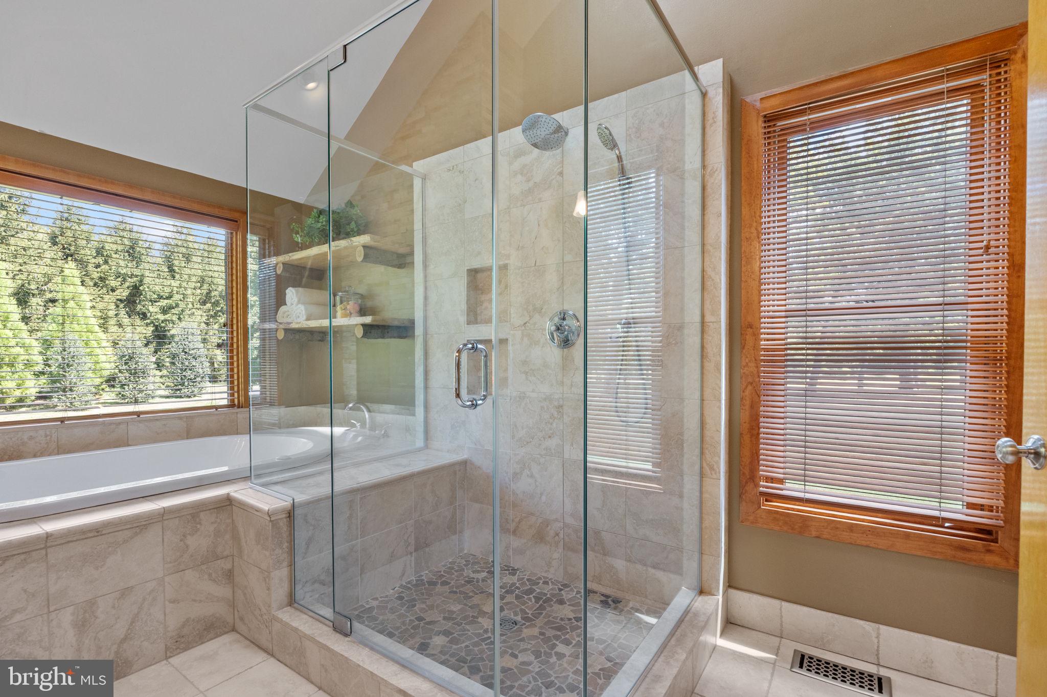 EAGLES MERE - Residential