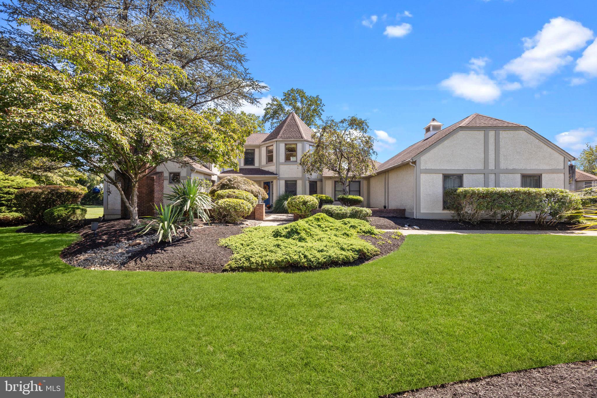 EAGLES MERE - Residential