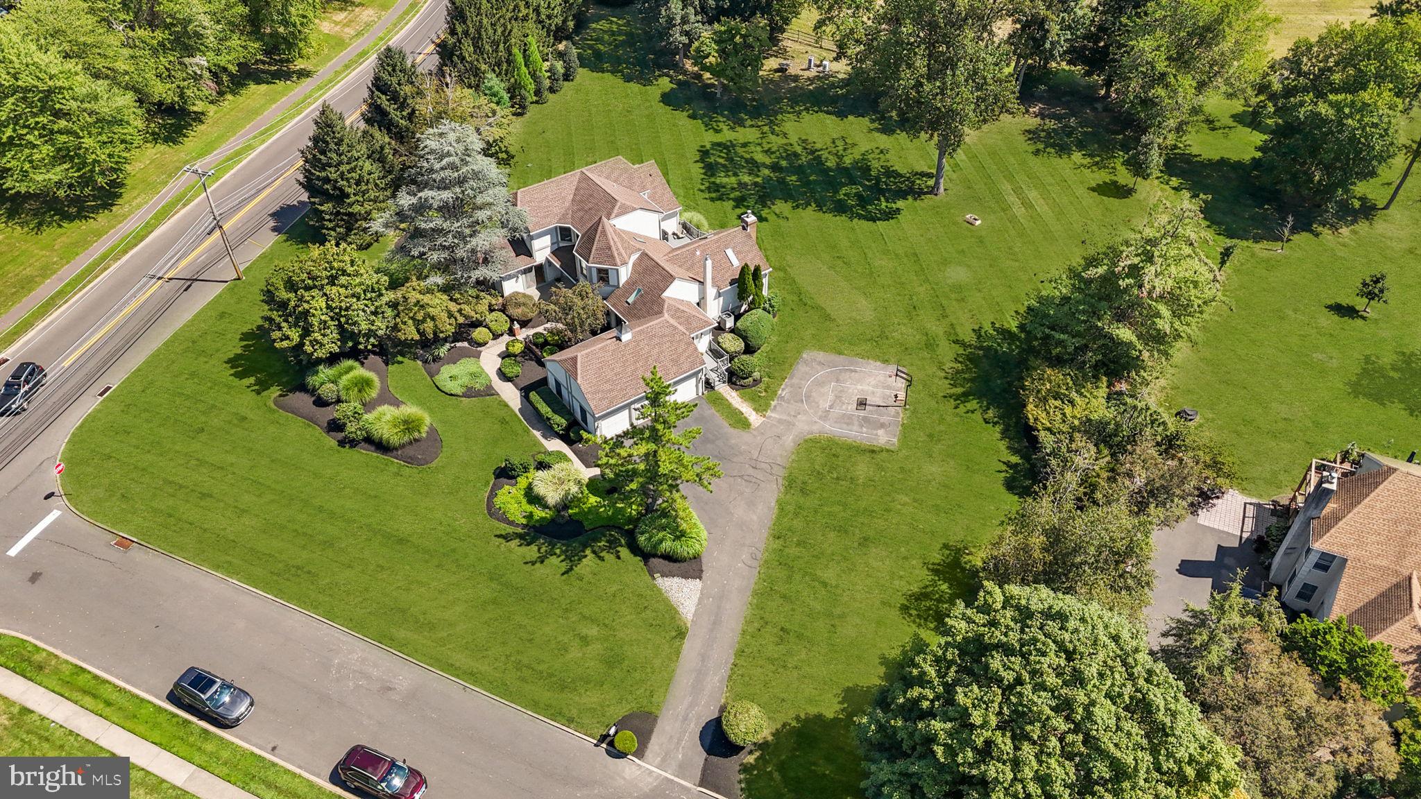 EAGLES MERE - Residential