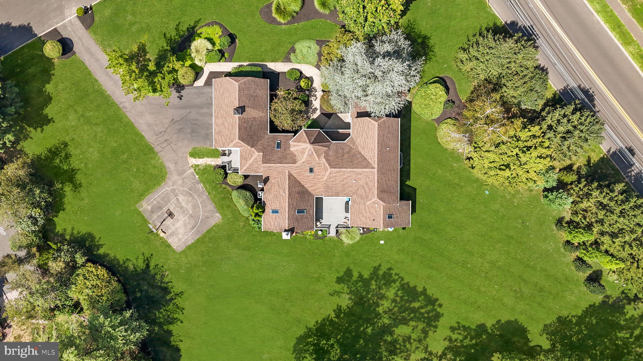 EAGLES MERE - Residential