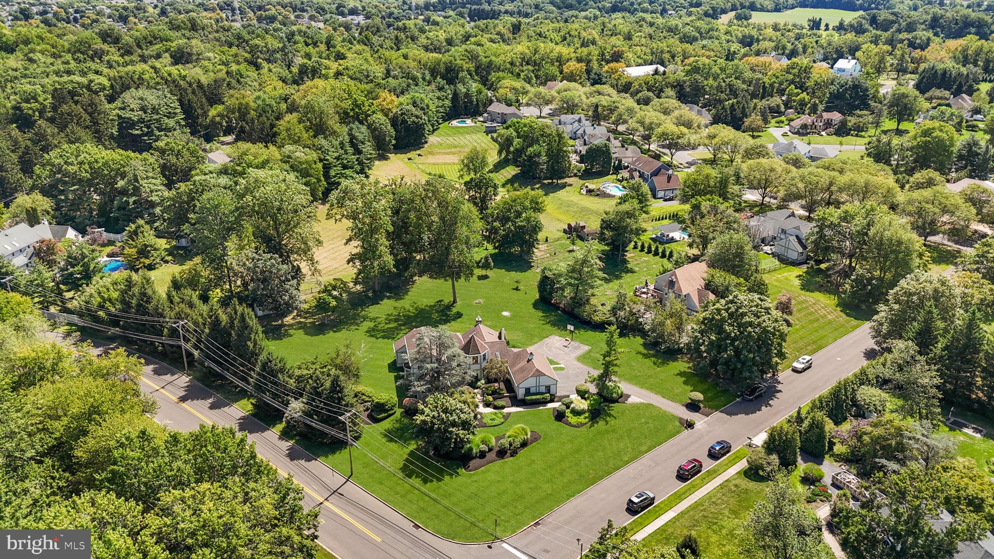 EAGLES MERE - Residential