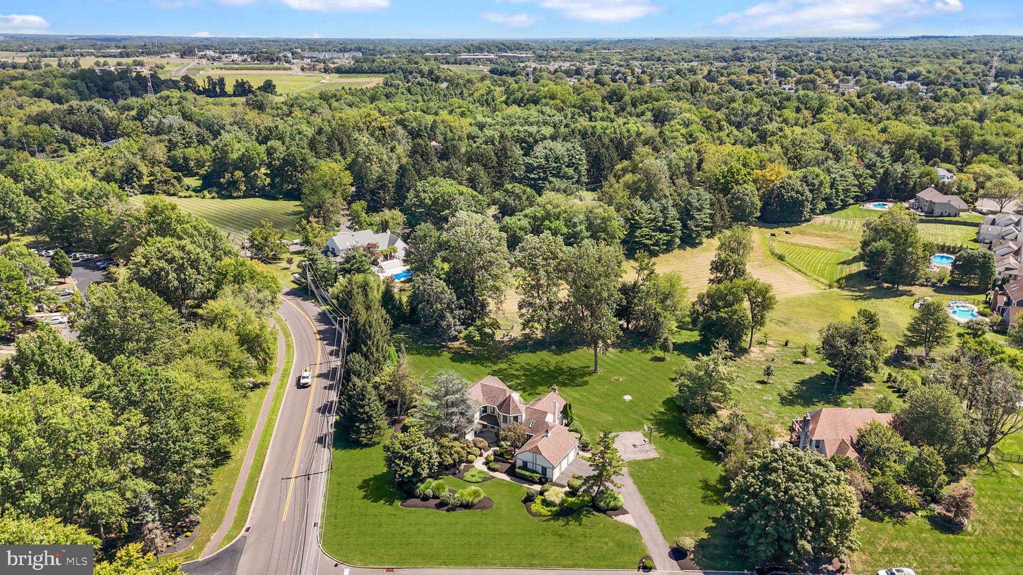 EAGLES MERE - Residential