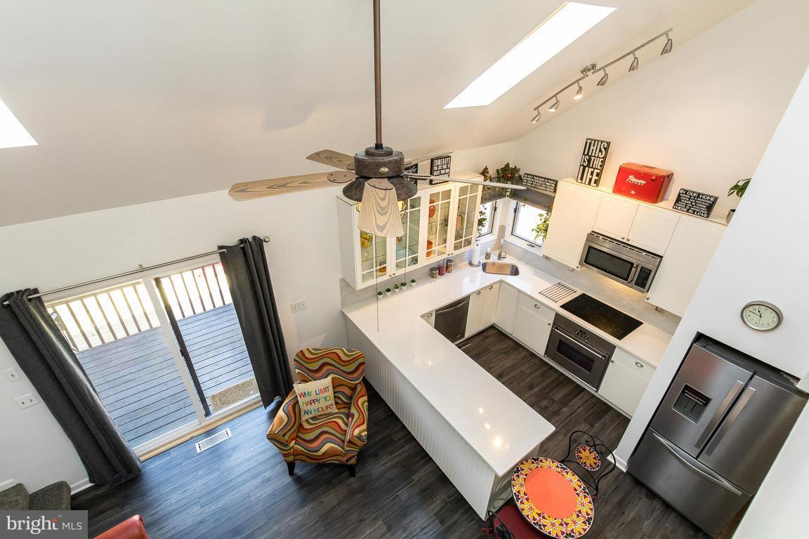 LAKE OF THE WOODS - Residential