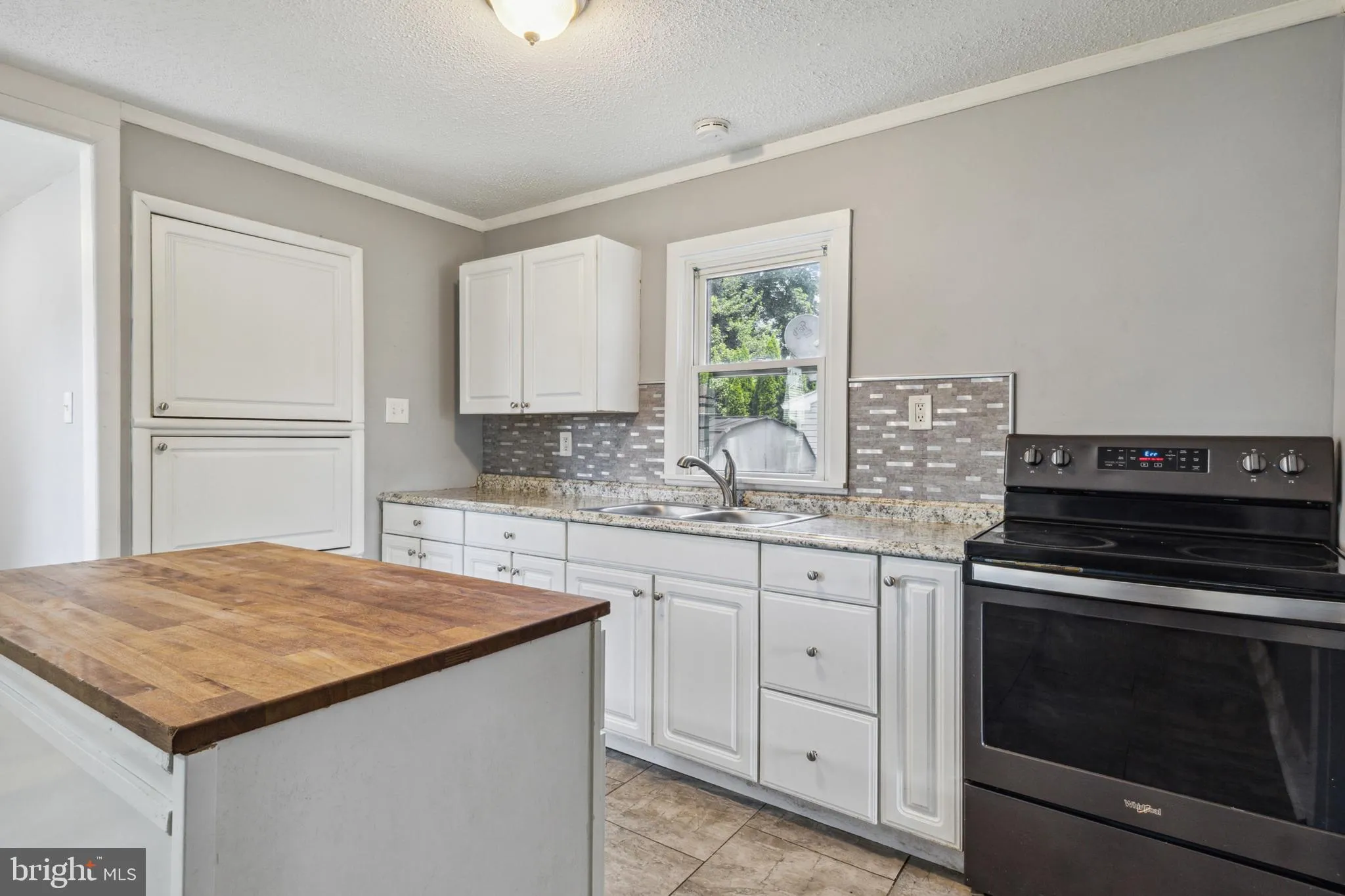 Quarryville, Pennsylvania 17566, United States, 3 Bedrooms Bedrooms, ,2 BathroomsBathrooms,Residential,Active,139352