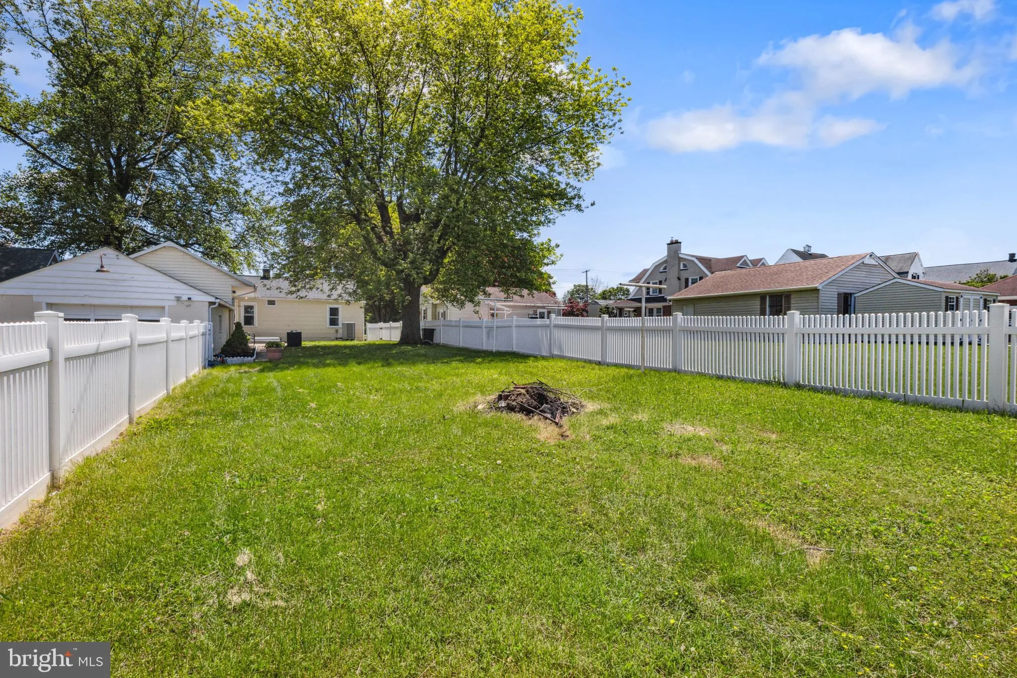 Quarryville, Pennsylvania 17566, United States, 3 Bedrooms Bedrooms, ,2 BathroomsBathrooms,Residential,Active,139352