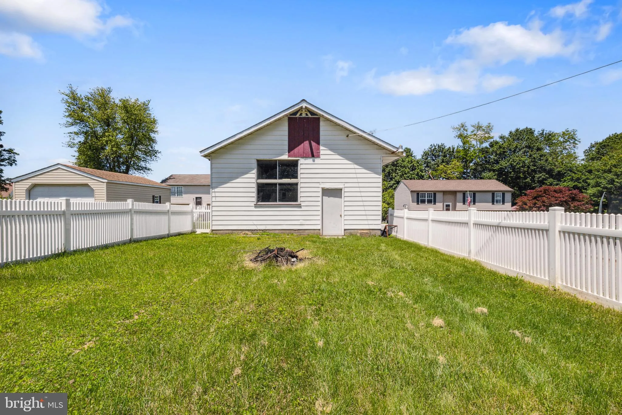 Quarryville, Pennsylvania 17566, United States, 3 Bedrooms Bedrooms, ,2 BathroomsBathrooms,Residential,Active,139352