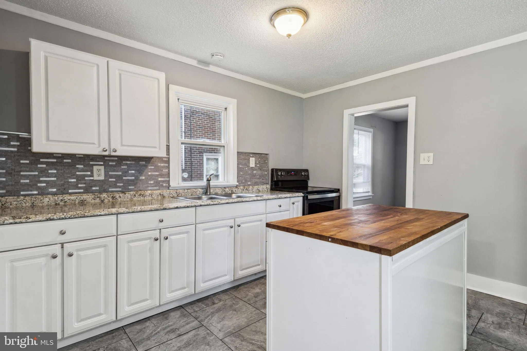 Quarryville, Pennsylvania 17566, United States, 3 Bedrooms Bedrooms, ,2 BathroomsBathrooms,Residential,Active,139352