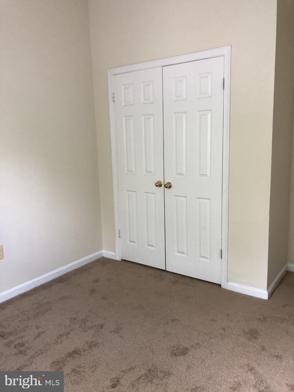 OWINGS MILLS NEW TOWN - Residential Lease