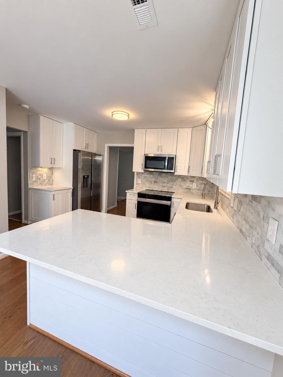 10607 MAPLE RIDGE DRIVE