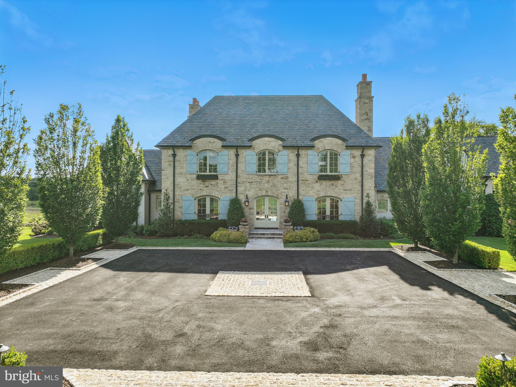 CREIGHTON FARMS - Residential
