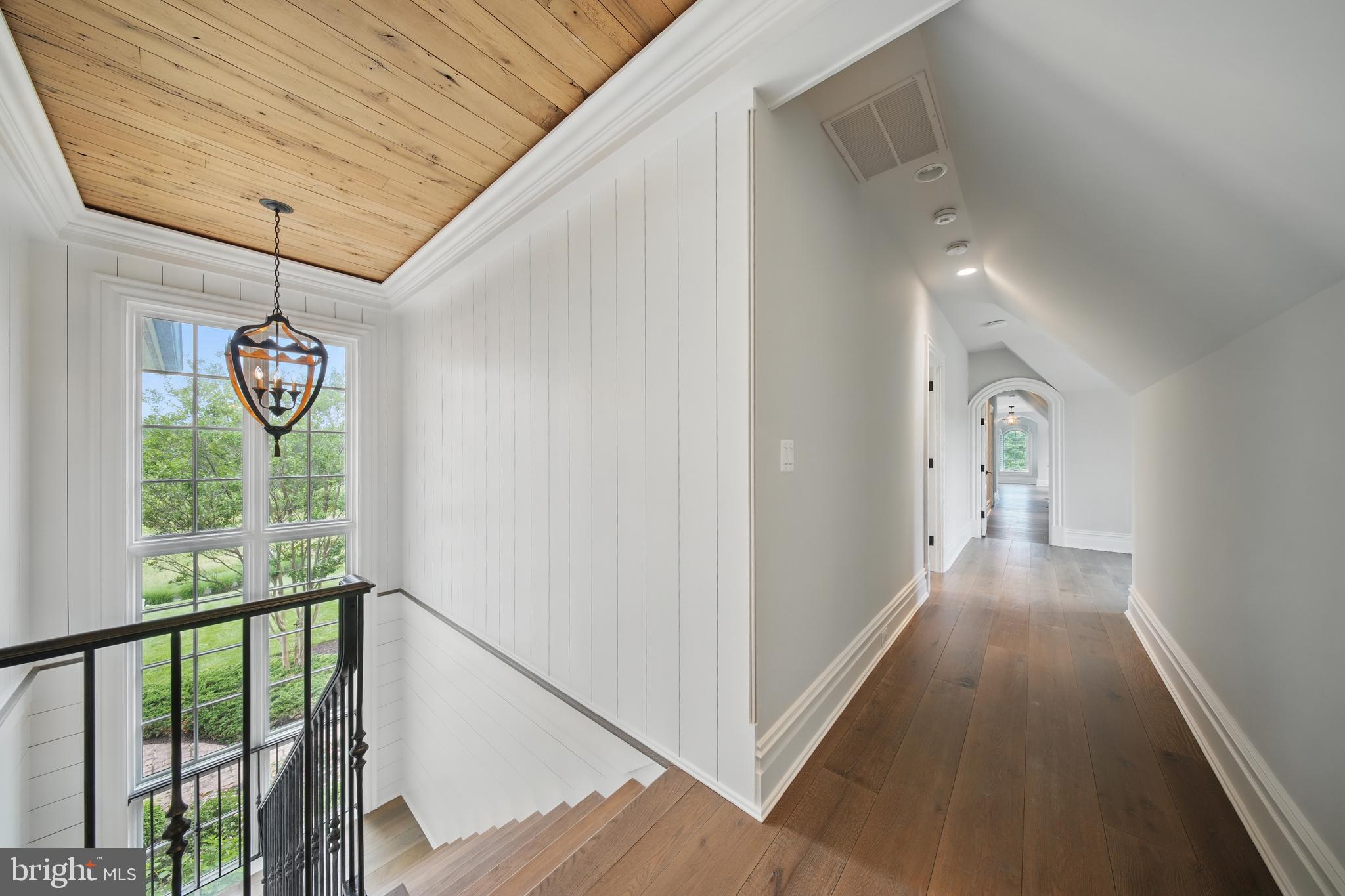 CREIGHTON FARMS - Residential