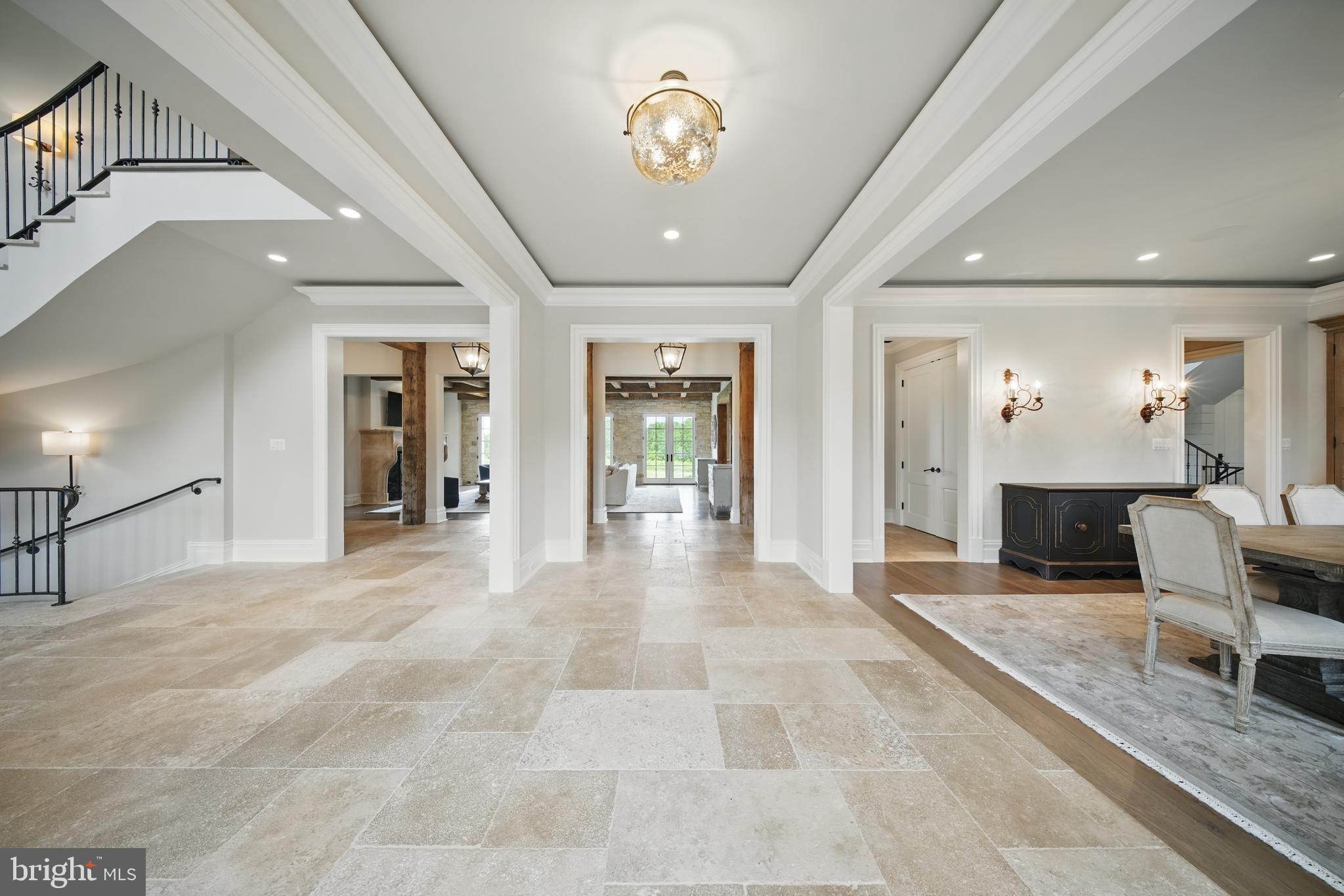 CREIGHTON FARMS - Residential