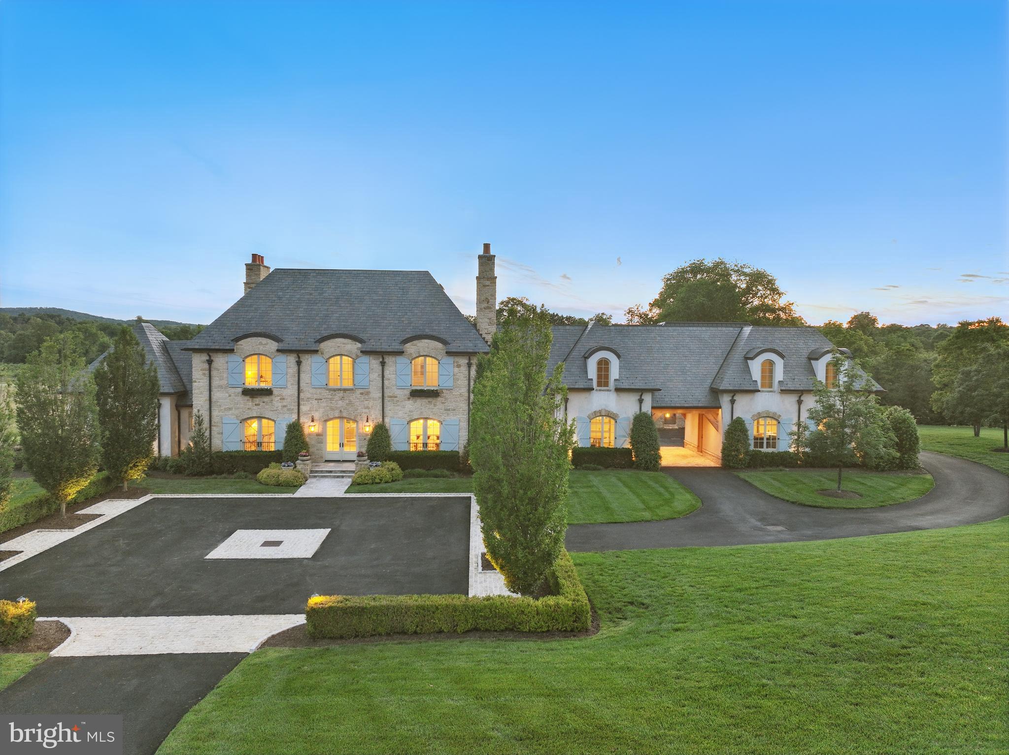 CREIGHTON FARMS - Residential