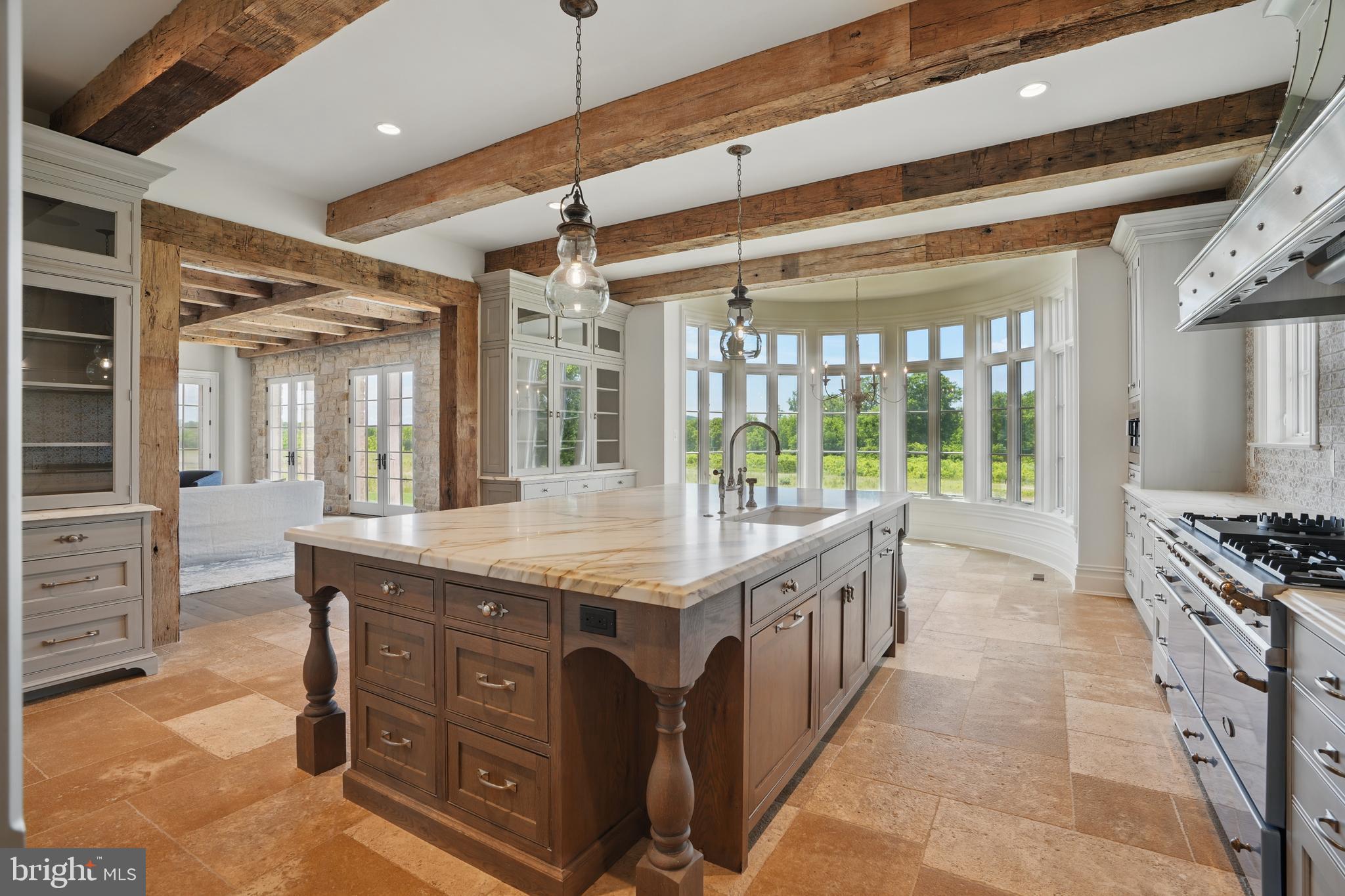 CREIGHTON FARMS - Residential