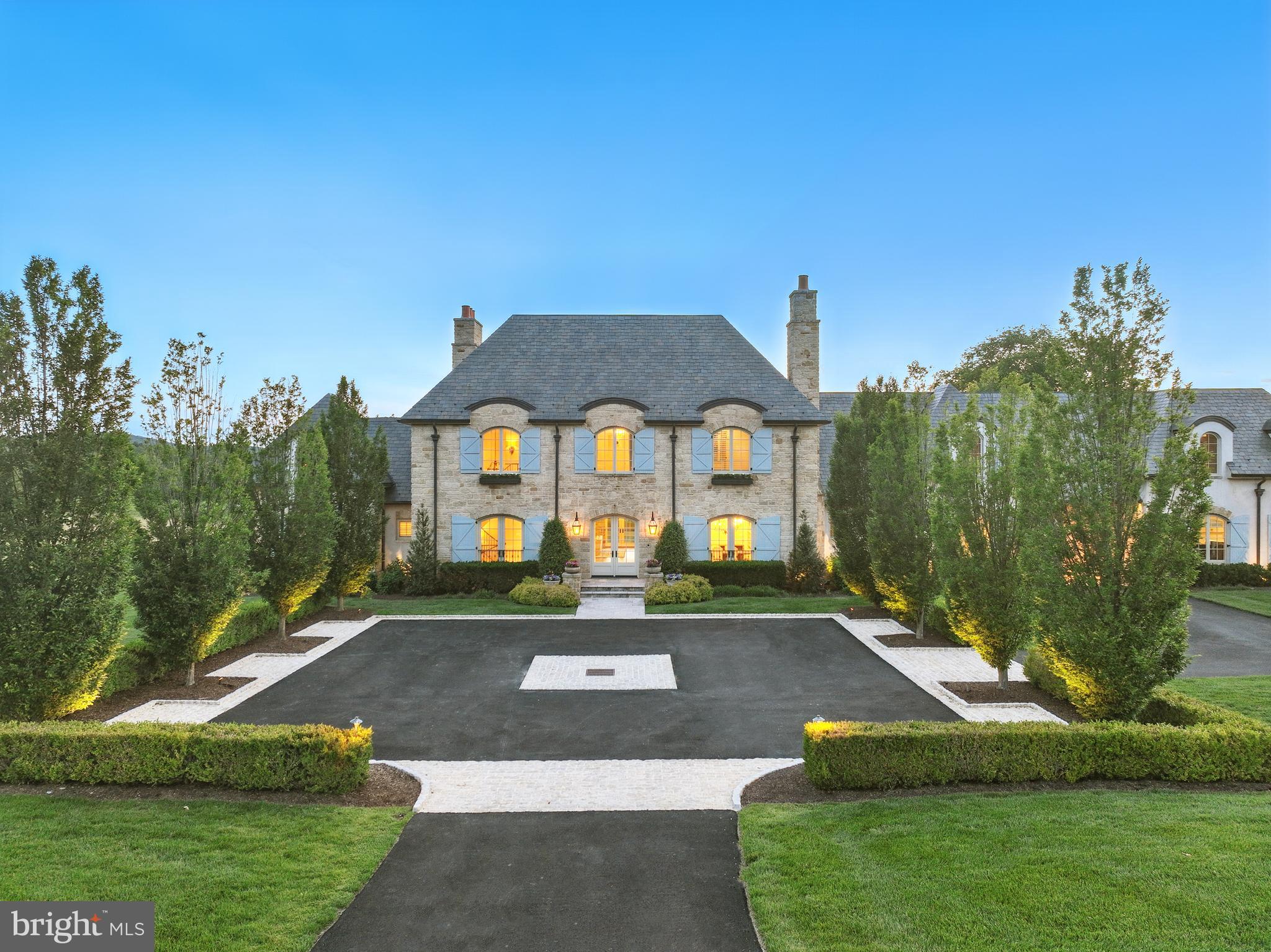 22805 CREIGHTON FARMS DRIVE