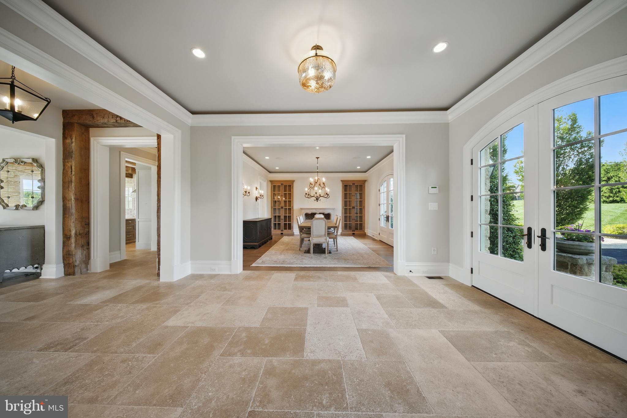 CREIGHTON FARMS - Residential