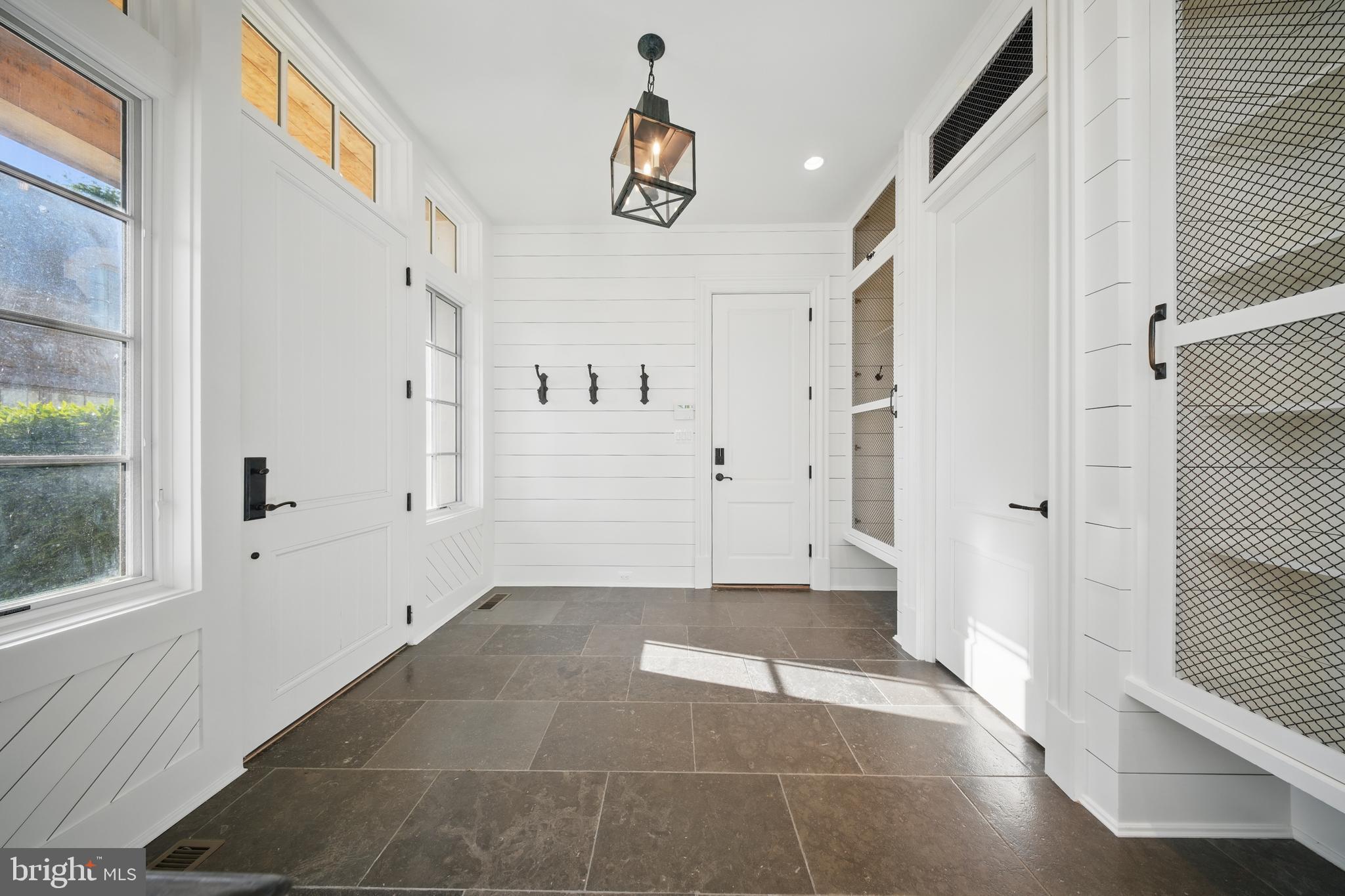 CREIGHTON FARMS - Residential