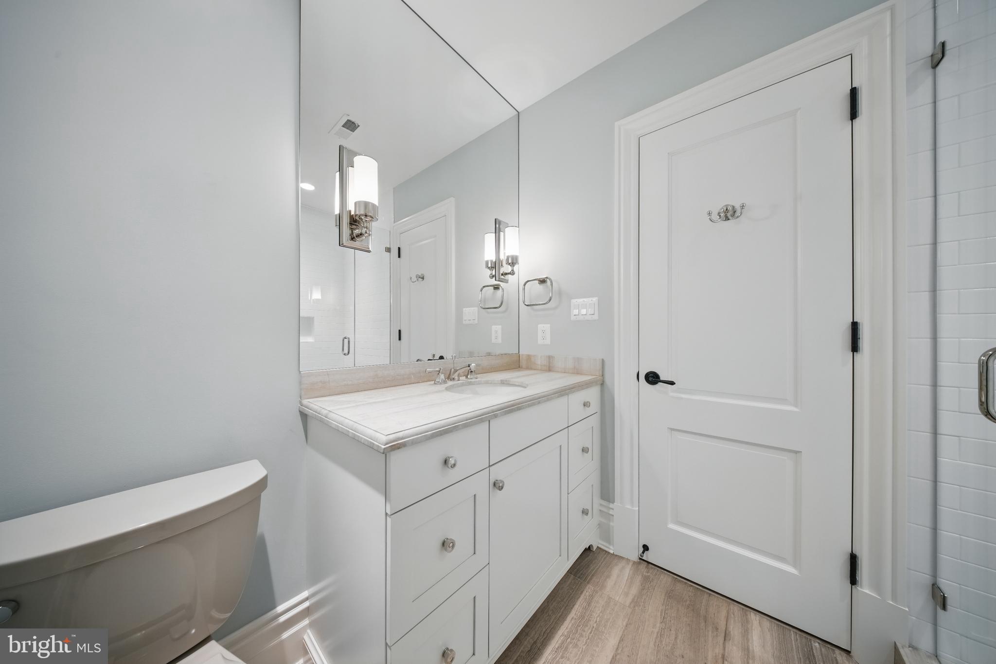 CREIGHTON FARMS - Residential