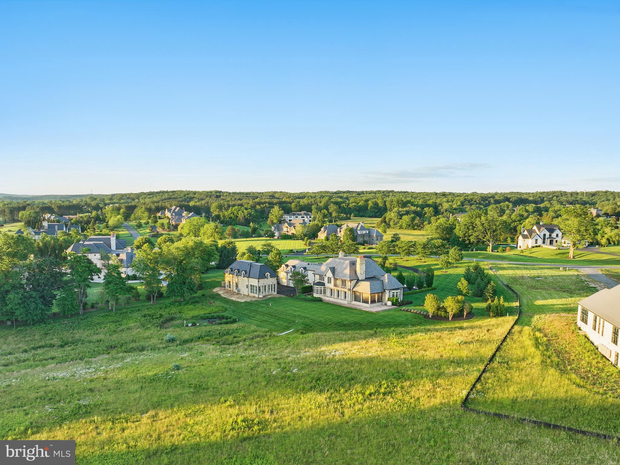 CREIGHTON FARMS - Residential