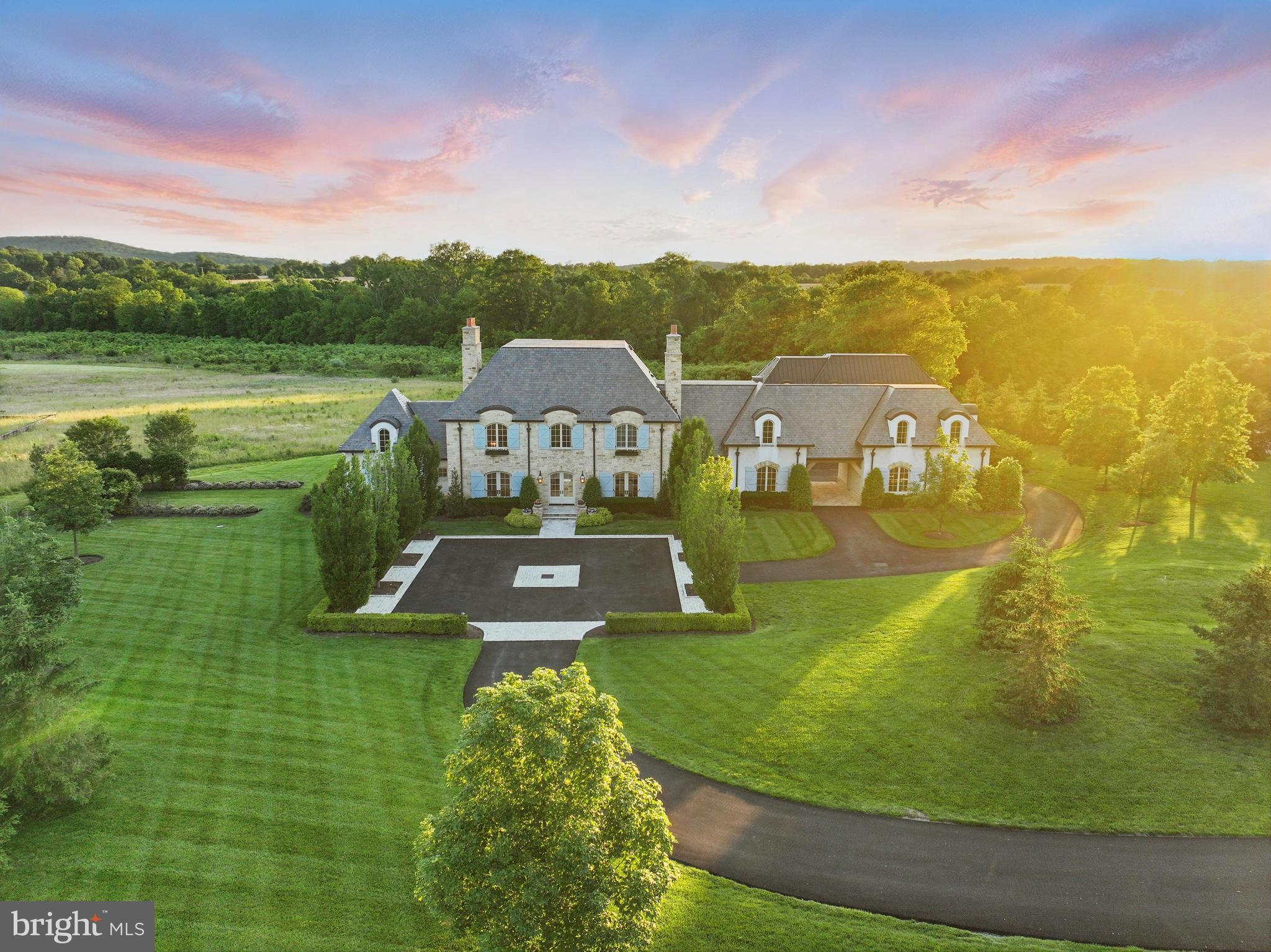 22805 CREIGHTON FARMS DRIVE